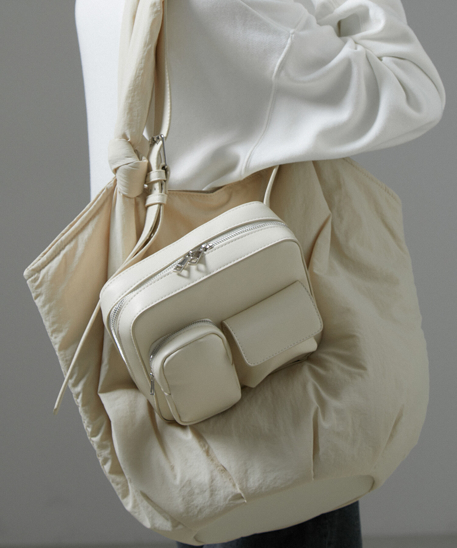 SALON adam et rope'「Cameraボディーバッグ」|その他|