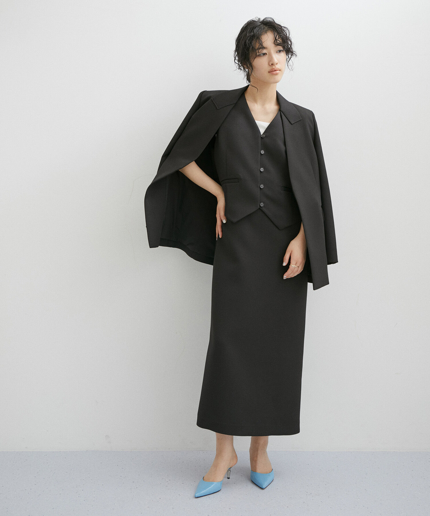 ADAM ET ROPE'「【サステナブル・セットアップ対応・オケージョン対応】シェイプフォルムシングルジャケット」|テーラードジャケット|