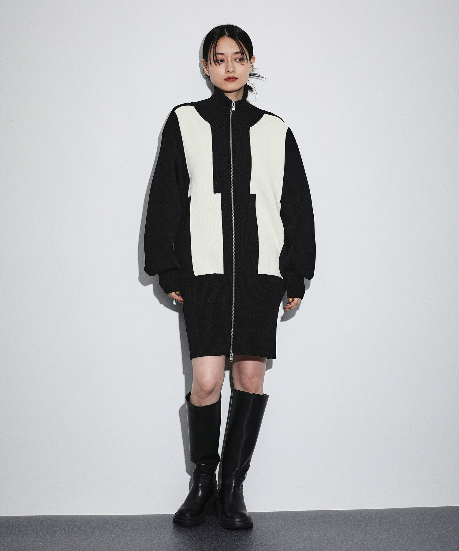 ADAM ET ROPE'「【サステナブル】〈same product〉ショートジャカードドライバーズニットワンピース」|ワンピース|