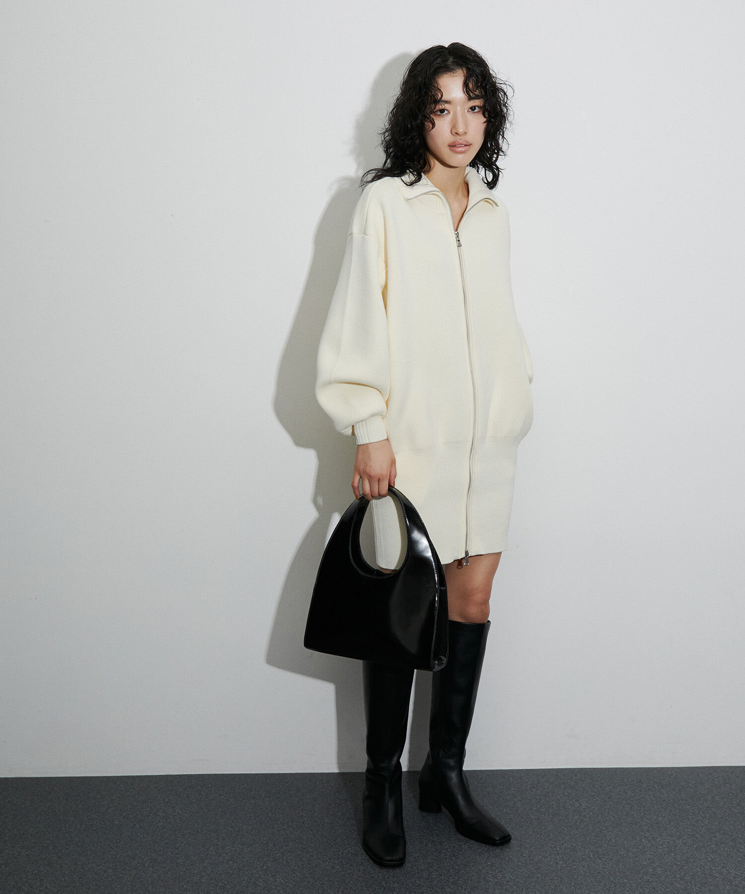 ADAM ET ROPE'「【サステナブル】〈same product〉ショートジャカードドライバーズニットワンピース」|ワンピース|