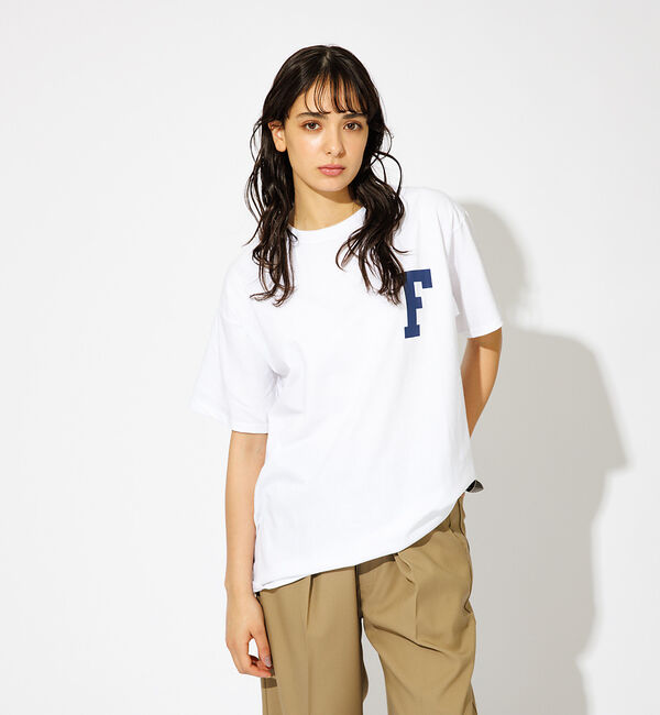 ABAHOUSE「【FRUIT OF THE LOOM】ワンポイント刺繍＆プリント クルーネック」|Tシャツ・カットソー|ホワイト系その他1