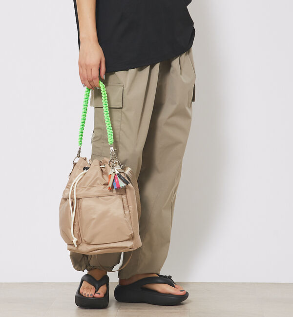 ABAHOUSE「【cheek/チーク】kinchaku code2WAY tote/巾着2WAY」|ショルダー・メッセンジャー|ベージュ