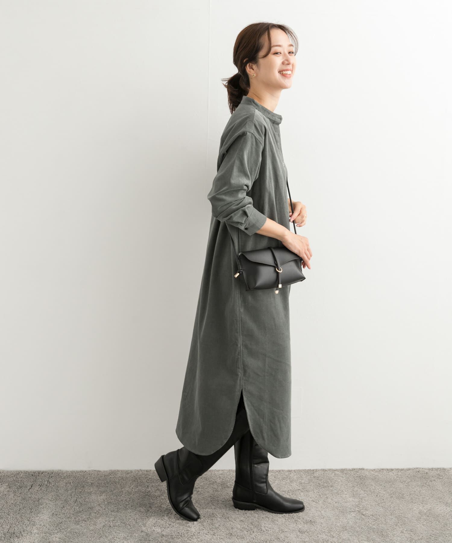 URBAN RESEARCH DOORS「『UR TECH』コーデュロイシャツワンピース」|ワンピース|