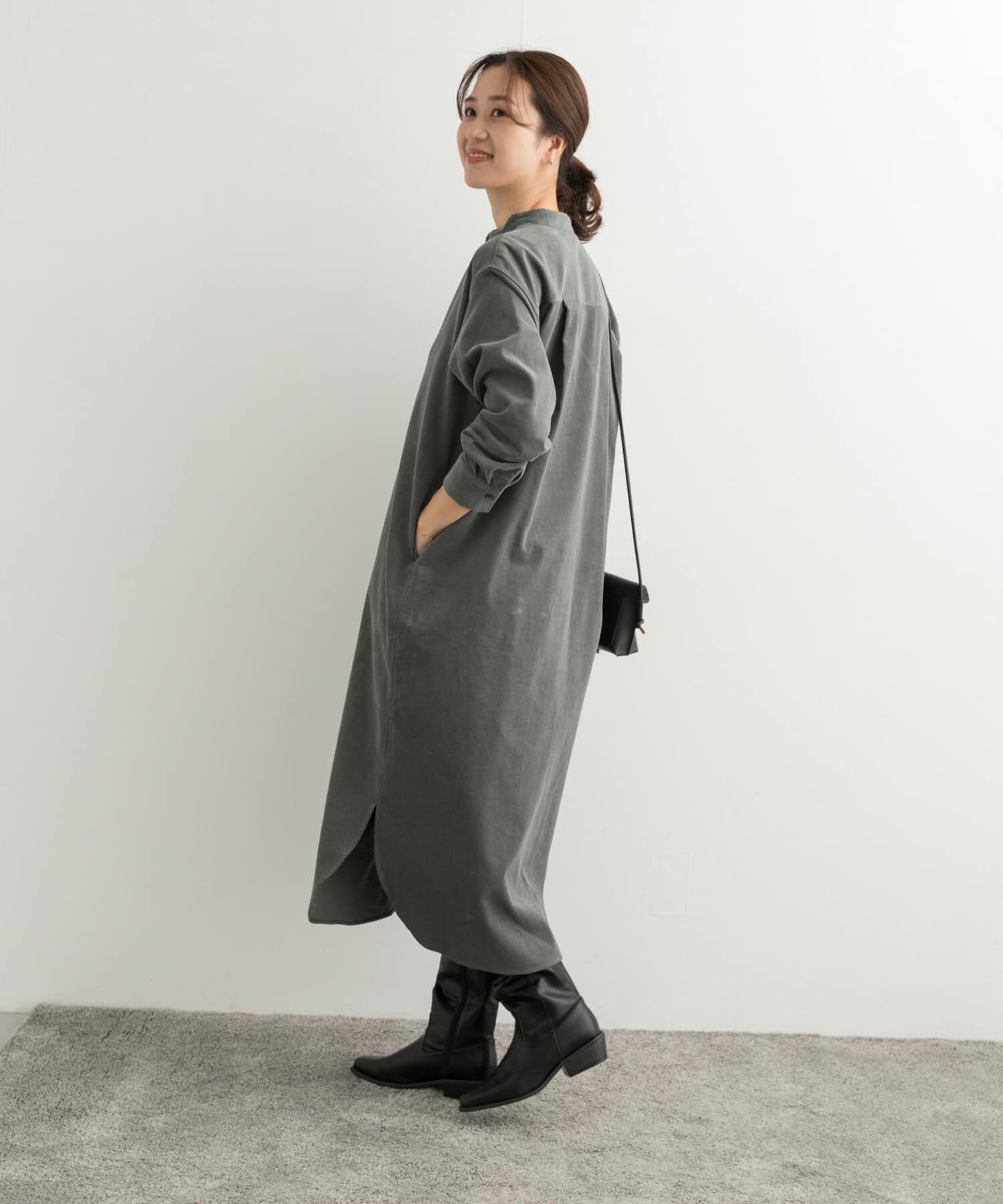 URBAN RESEARCH DOORS「『UR TECH』コーデュロイシャツワンピース」|ワンピース|