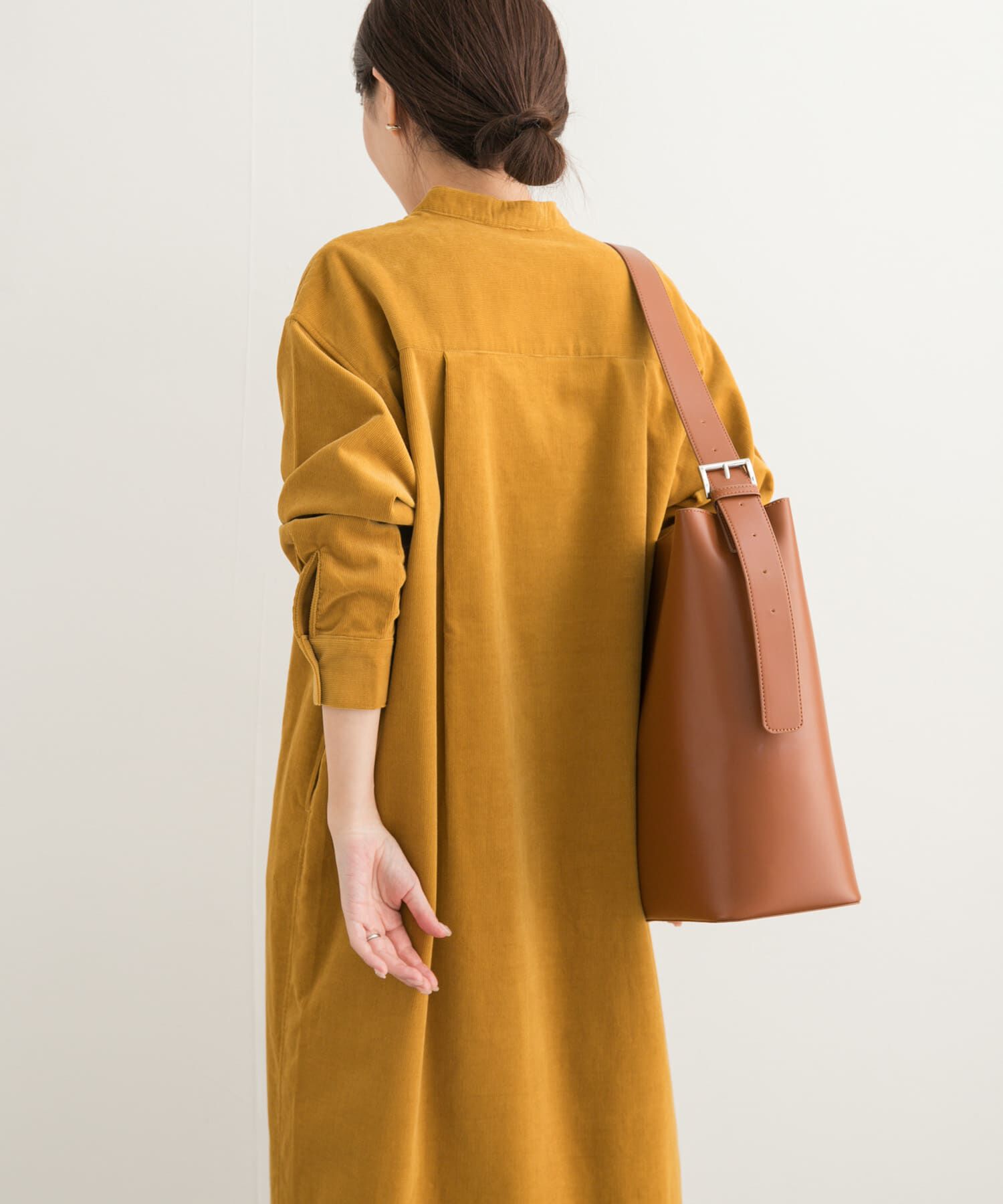 URBAN RESEARCH DOORS「『UR TECH』コーデュロイシャツワンピース」|ワンピース|