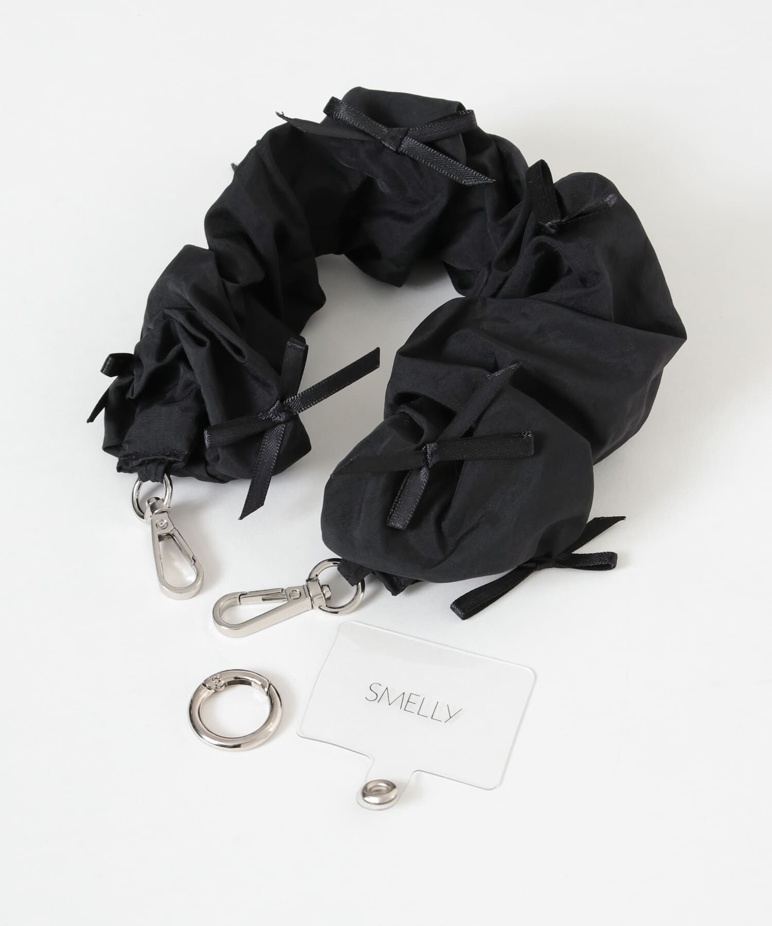 SMELLY「リボンシュシュハンドルストラップ」|モバイルケース|