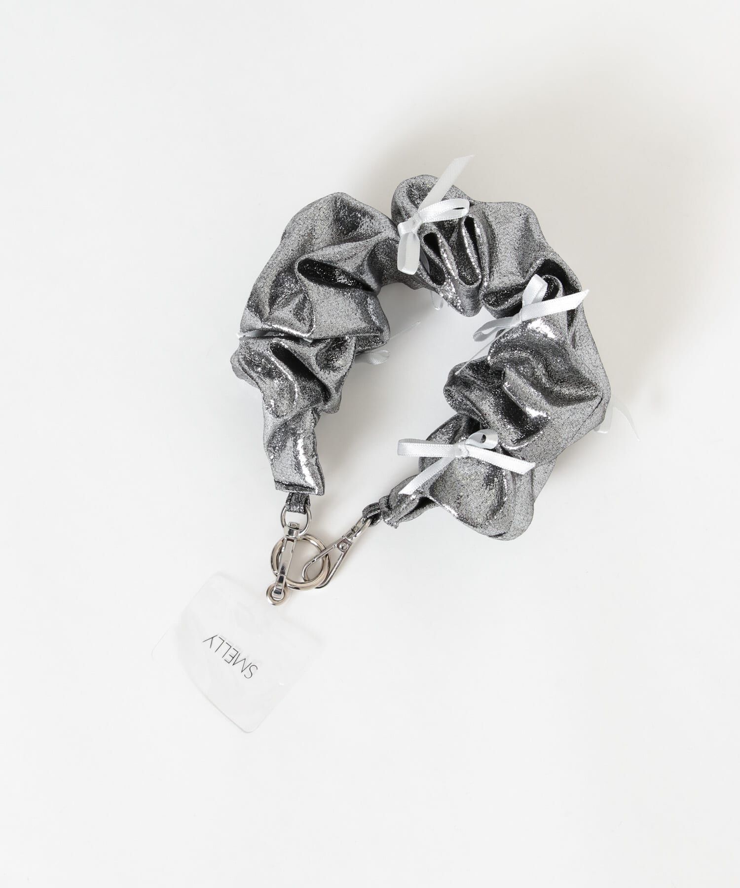 SMELLY「リボンシュシュハンドルストラップ」|モバイルケース|