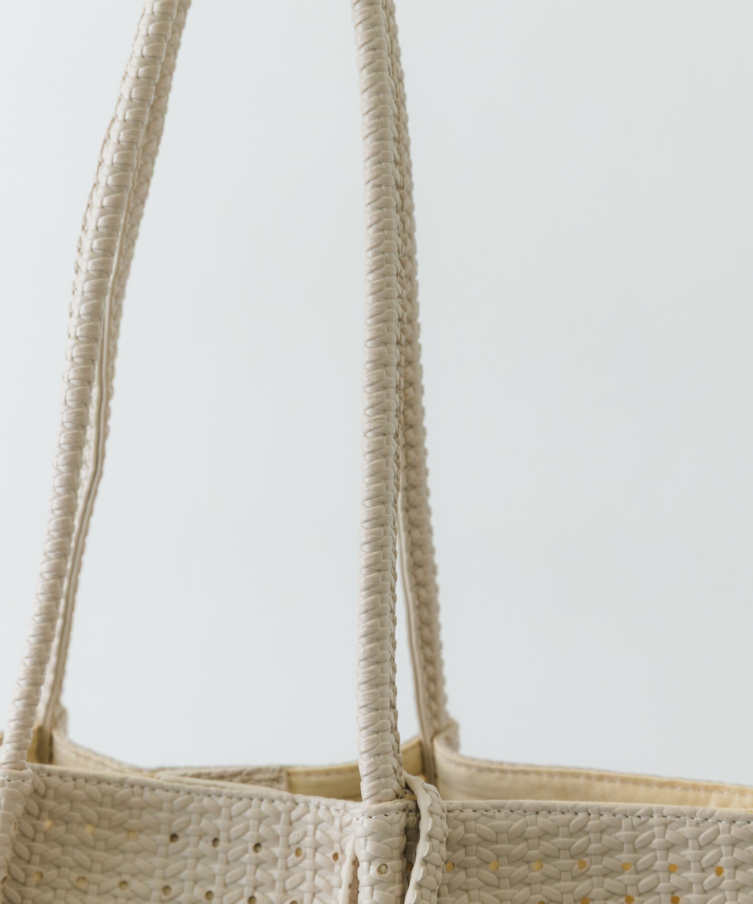 RODE SKO「ポーチ付パンチングミドルトートバッグ」|トートバッグ|