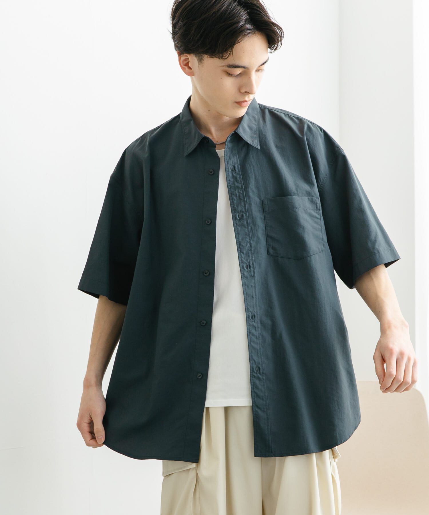 SENSE OF PLACE by URBAN RESEARCH「ナイロンレギュラーカラールーズショートスリーブシャツ」|シャツ・ブラウス|グレー