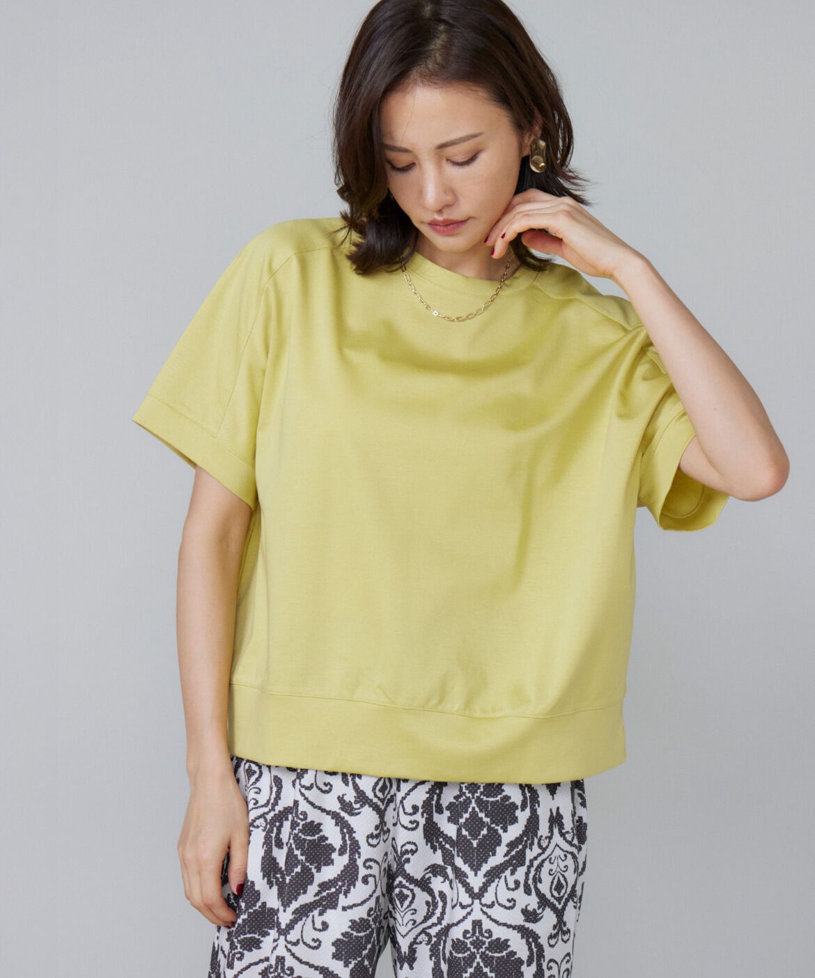 7-IDconcept.「《大きいサイズ》ヨーク切替ハイネックプルオーバー」|Tシャツ・カットソー|イエロー