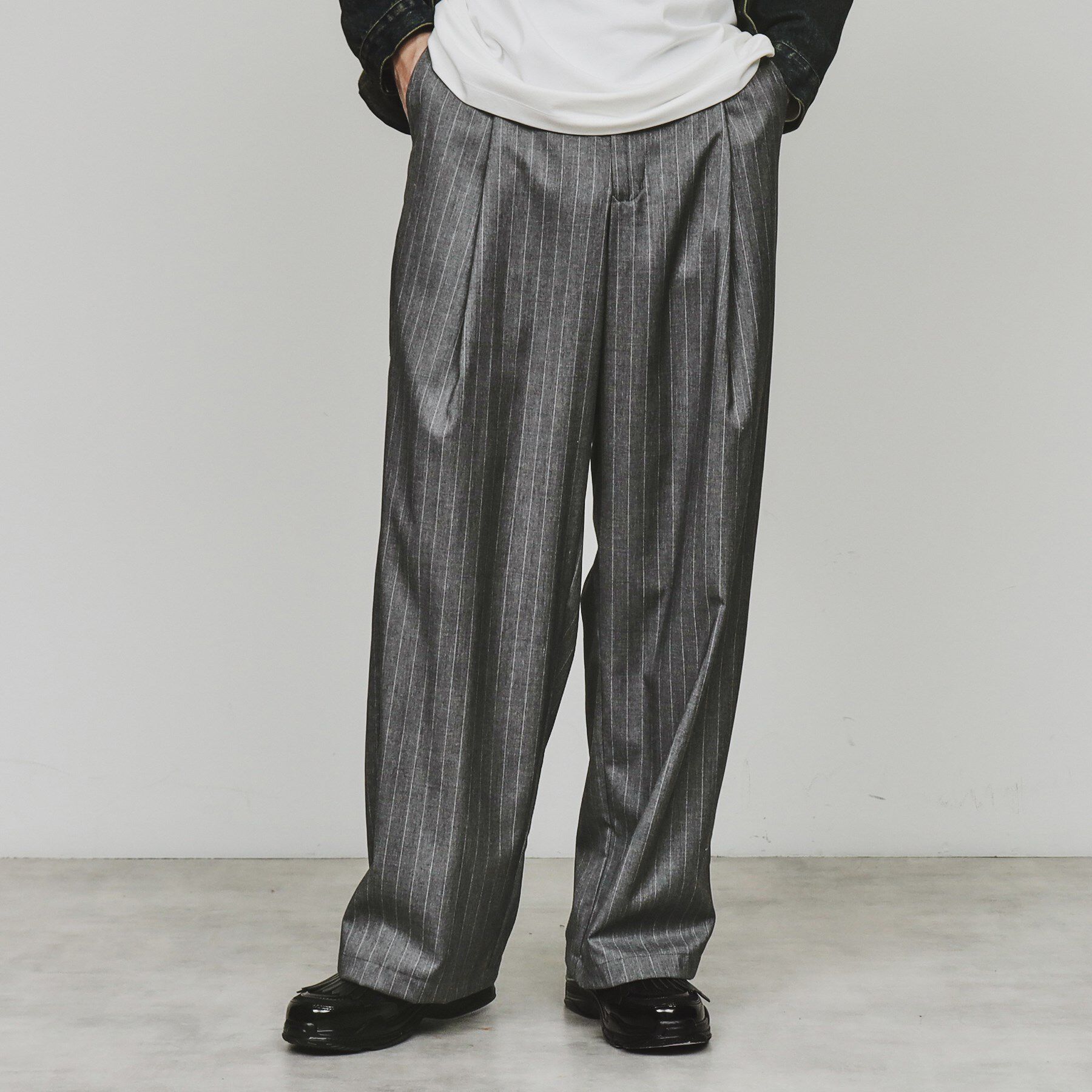 tk.TAKEO KIKUCHI「バレルシルエットスラックス」|その他|グレー(312)