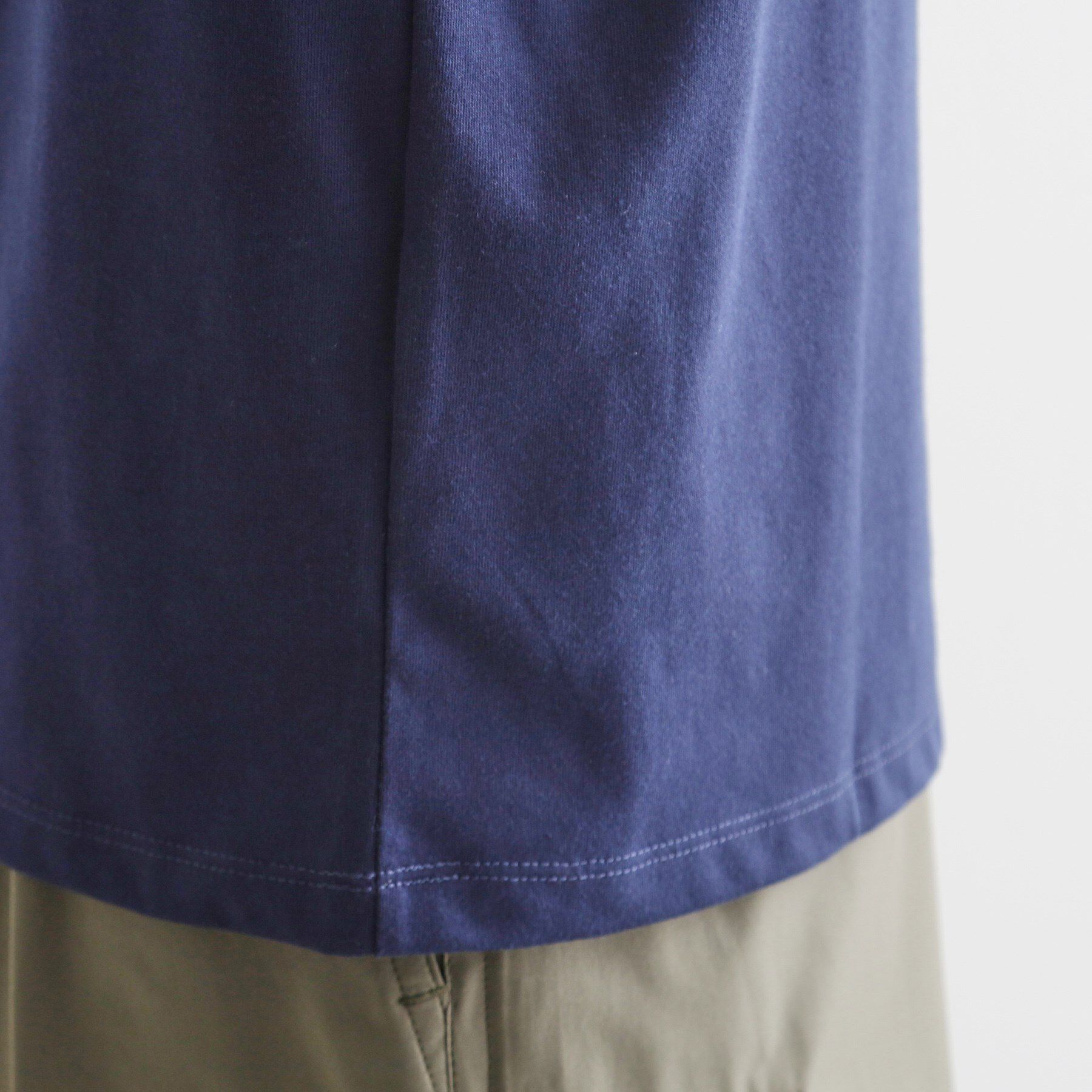 tk.TAKEO KIKUCHI「パッチクロス刺繍Tシャツ」|Tシャツ・カットソー|