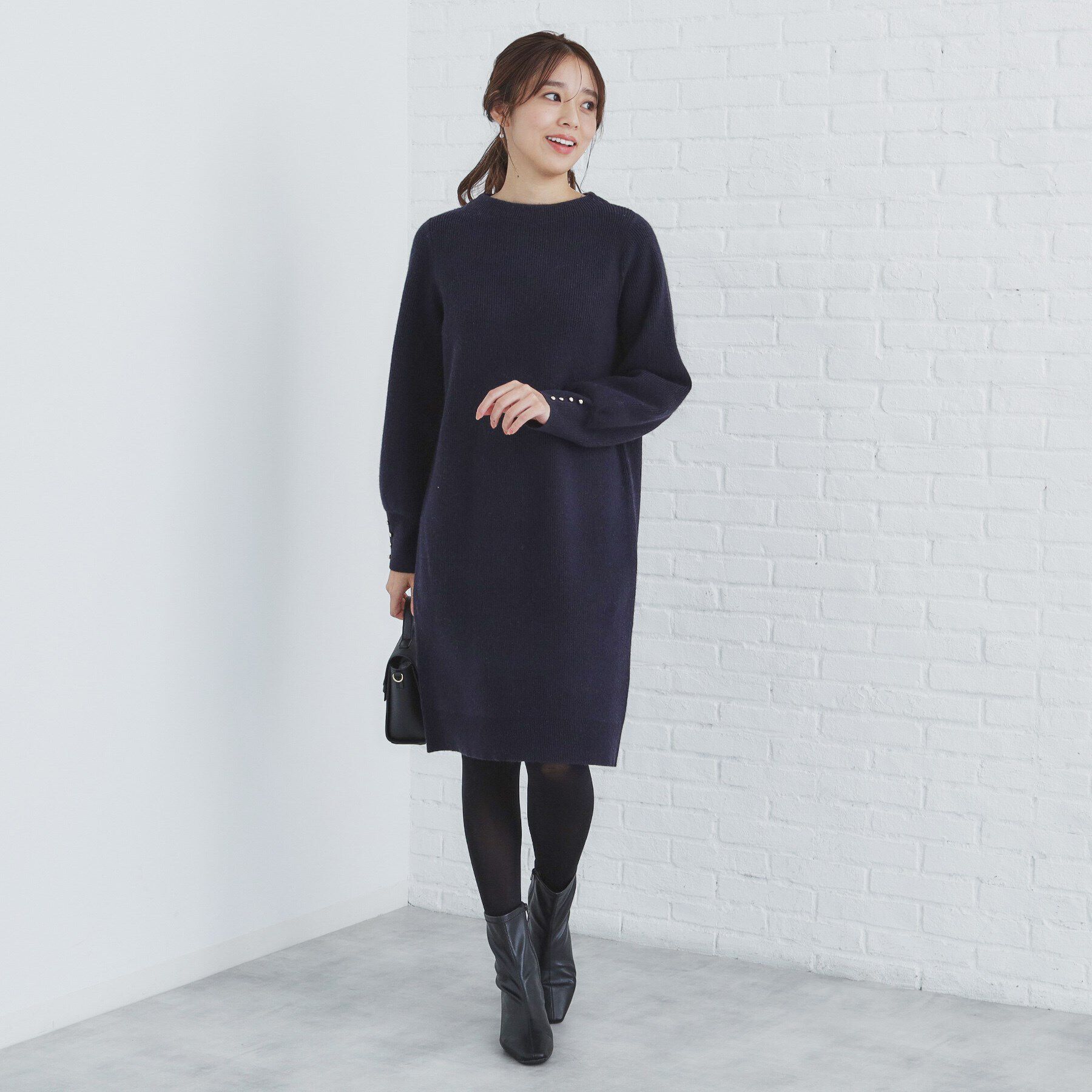 index「《5color》ブローチ付き 畦編みニットワンピース【洗濯機洗い可】」|ワンピース|