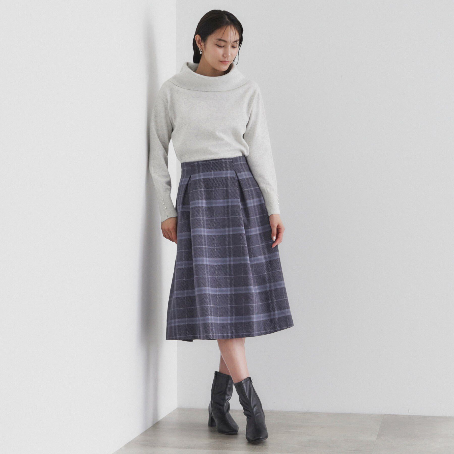 index「《8color/XS-LLsize》パール調ボタン付きオフタートルニット【洗濯機洗い可】」|ニット・セーター|