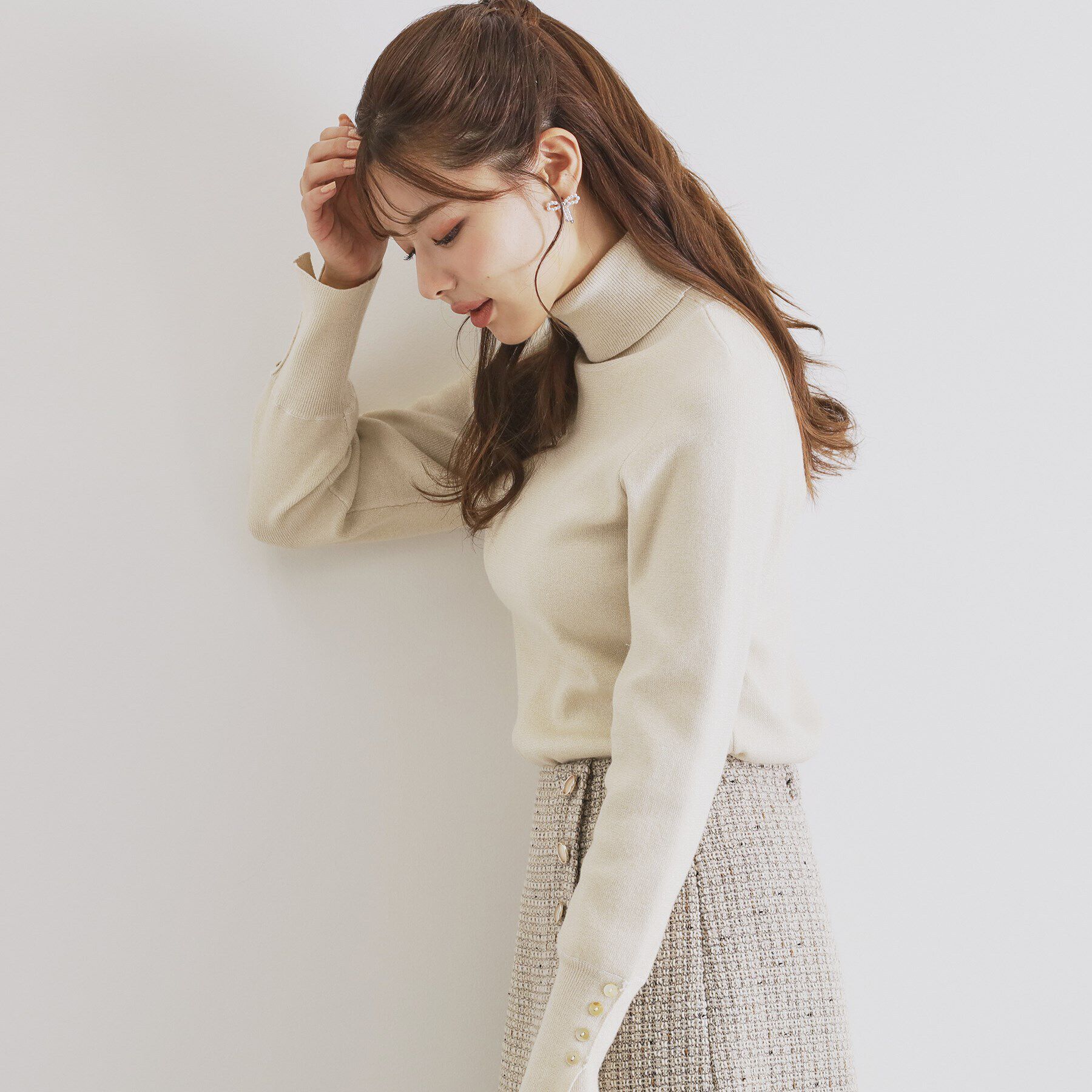 index「袖ボタンタートルネックニット【洗濯機洗い可】」|ニット・セーター|