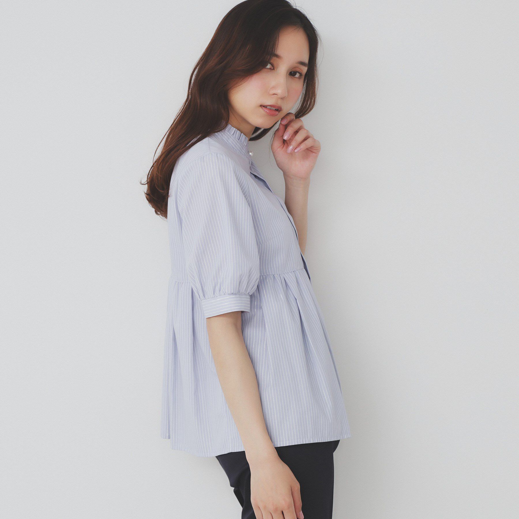 index「《5色展開》フリルバンドカラーペプラムブラウス【洗濯機洗い可/イージーアイロン/防シワ】」|シャツ・ブラウス|