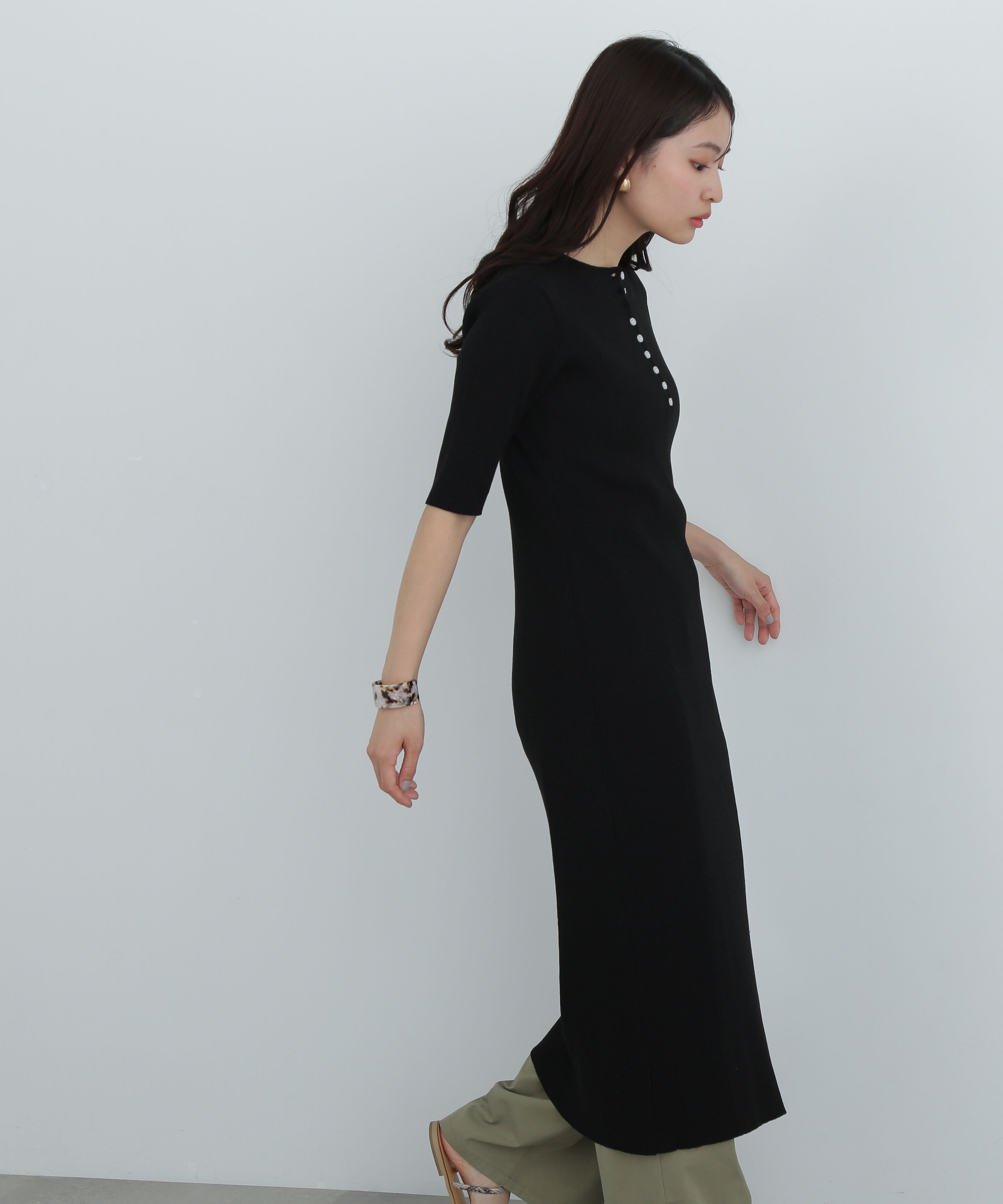  「ヘンリーネックリブニットワンピース」|ワンピース|