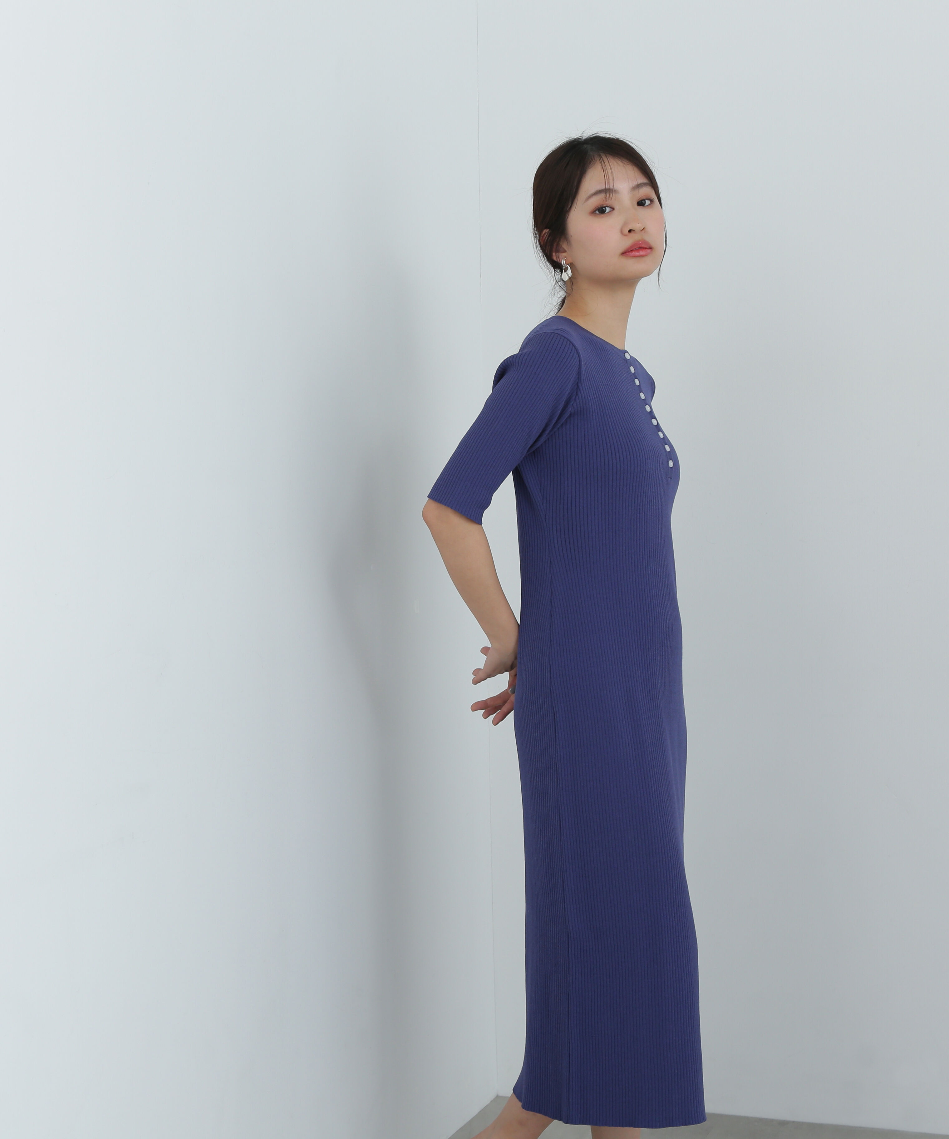  「ヘンリーネックリブニットワンピース」|ワンピース|