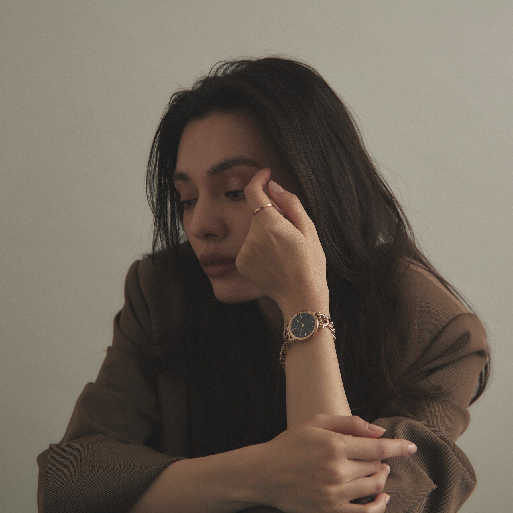 COCOSHNIK「RGラウンドチェーンベルト ウォッチ（ブラックマット）」|腕時計|