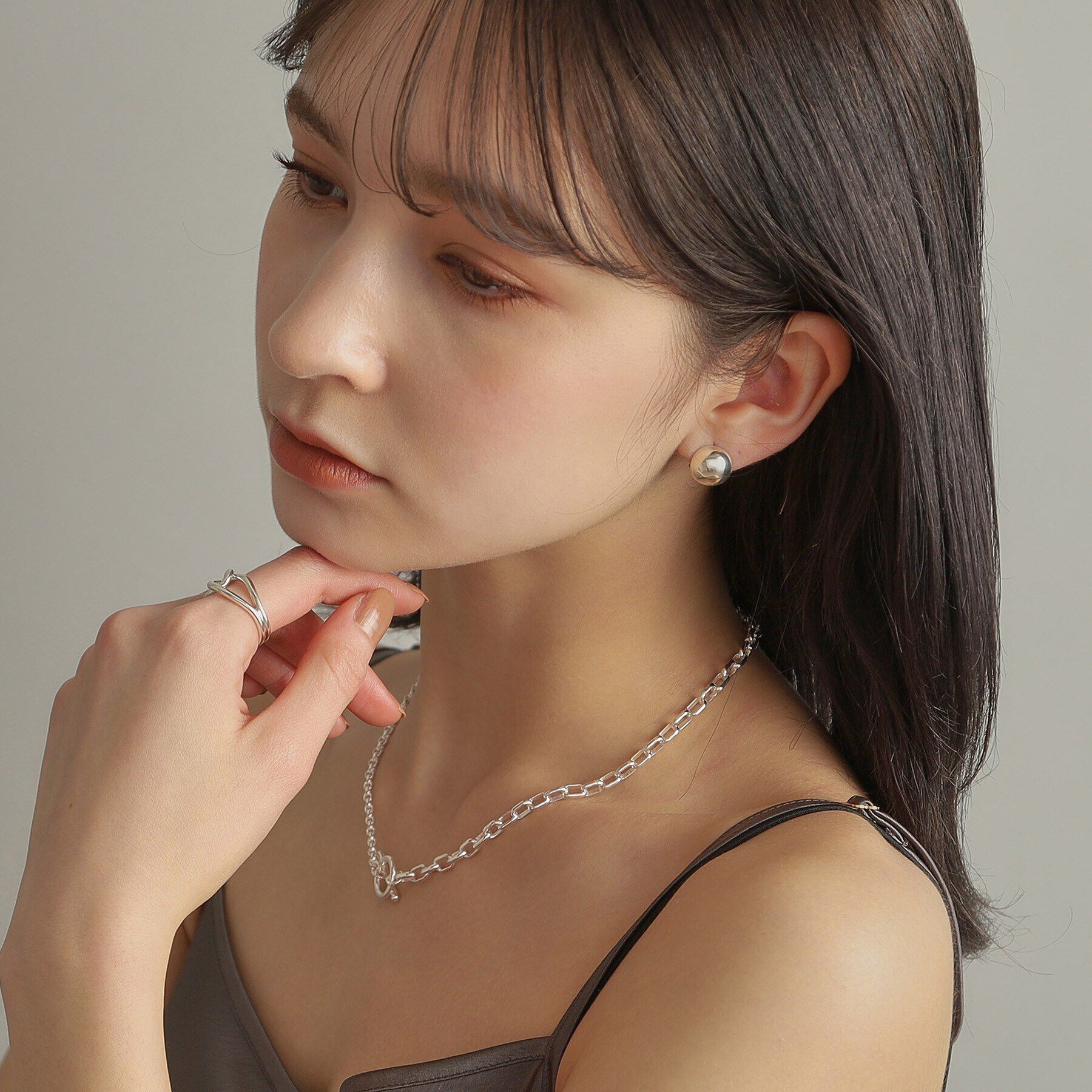 COCOSHNIK ONKITSCH「シルバー ハギーピアス ボールS」|ピアス|