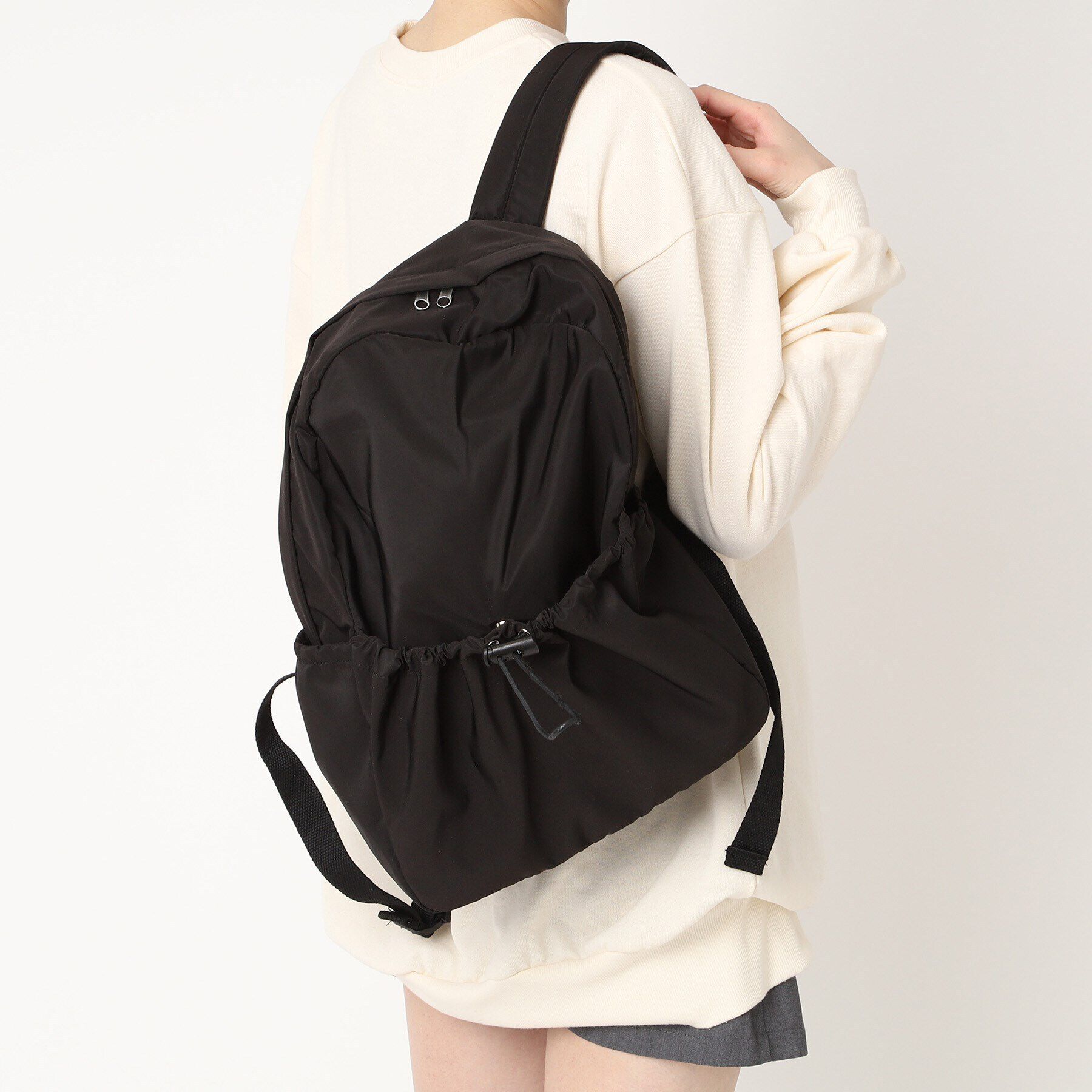 Ober Tashe「軽量 A4対応 エコ裏地 6ポケットドロストリュック」|リュック|