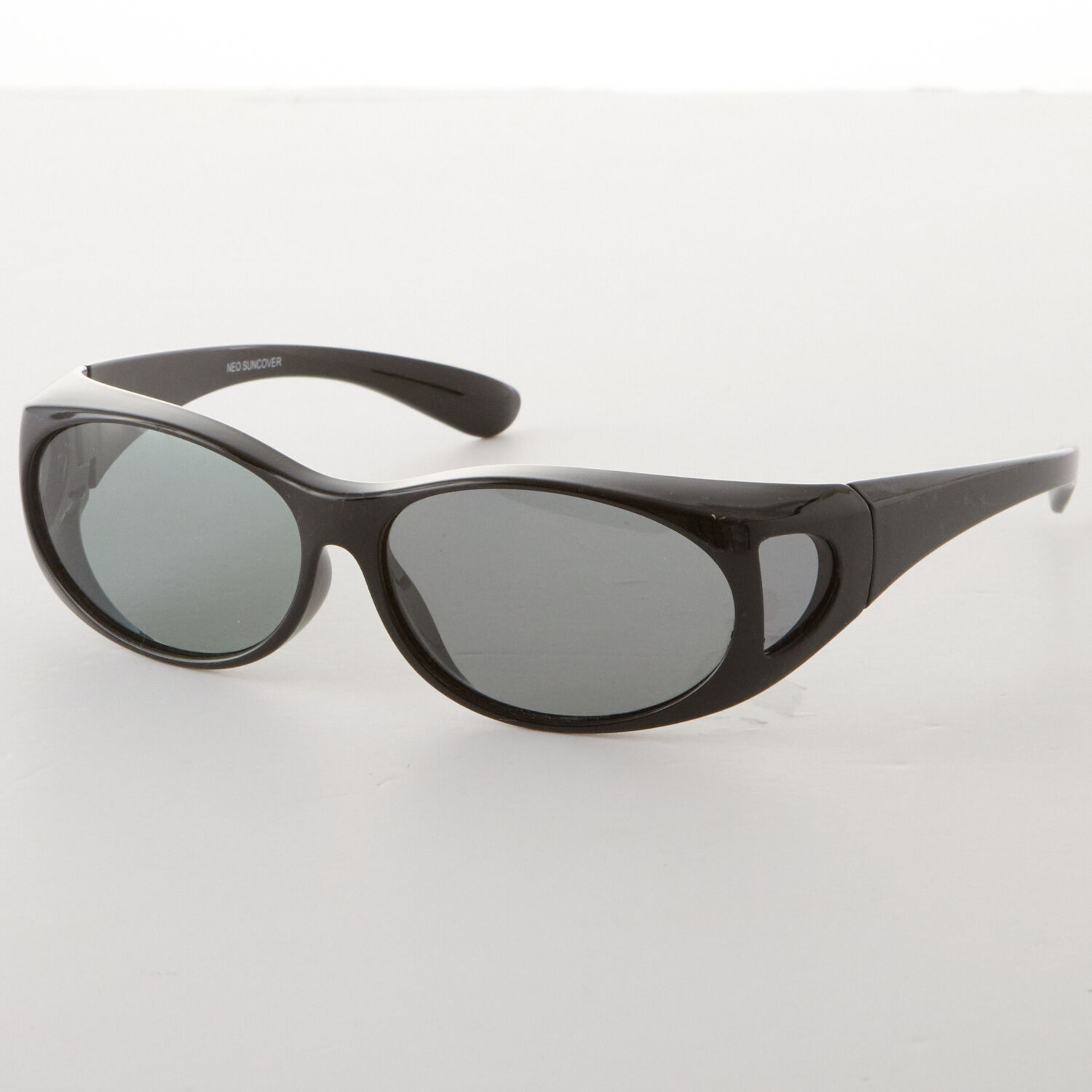 BACKYARD FAMILY「オーバーグラス 冒険王 サングラス 偏光 オーバーサングラス ネオサンカバー 通販 紫外線 UV」|サングラス|ブラック2