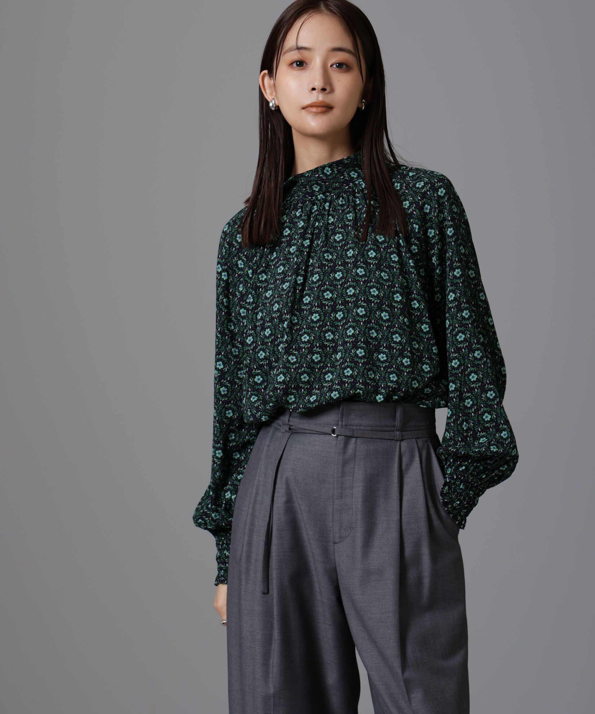 nano･universe「サークルフラワープリントギャザーブラウス」|シャツ・ブラウス|グリーン