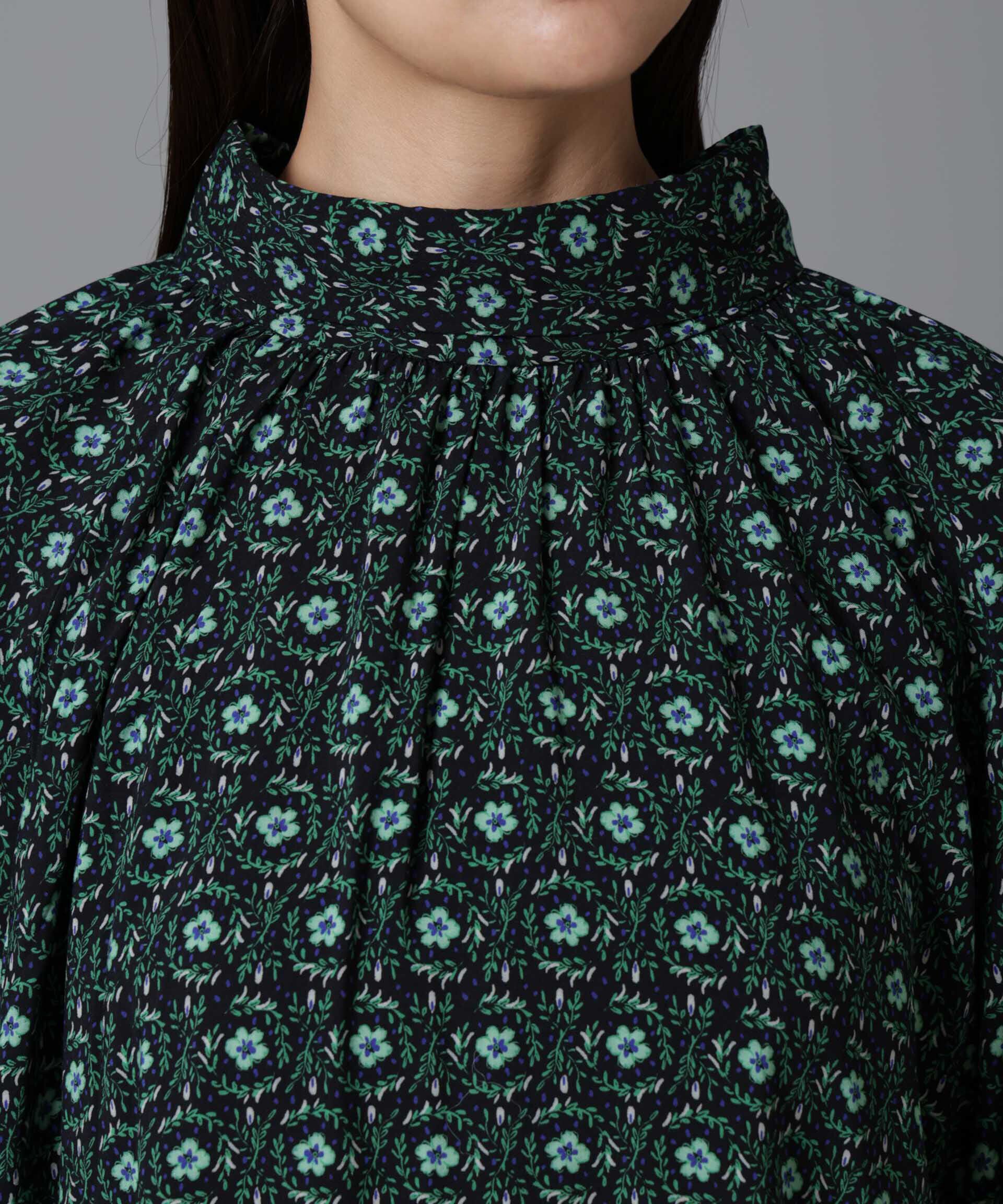 nano･universe「サークルフラワープリントギャザーブラウス」|シャツ・ブラウス|