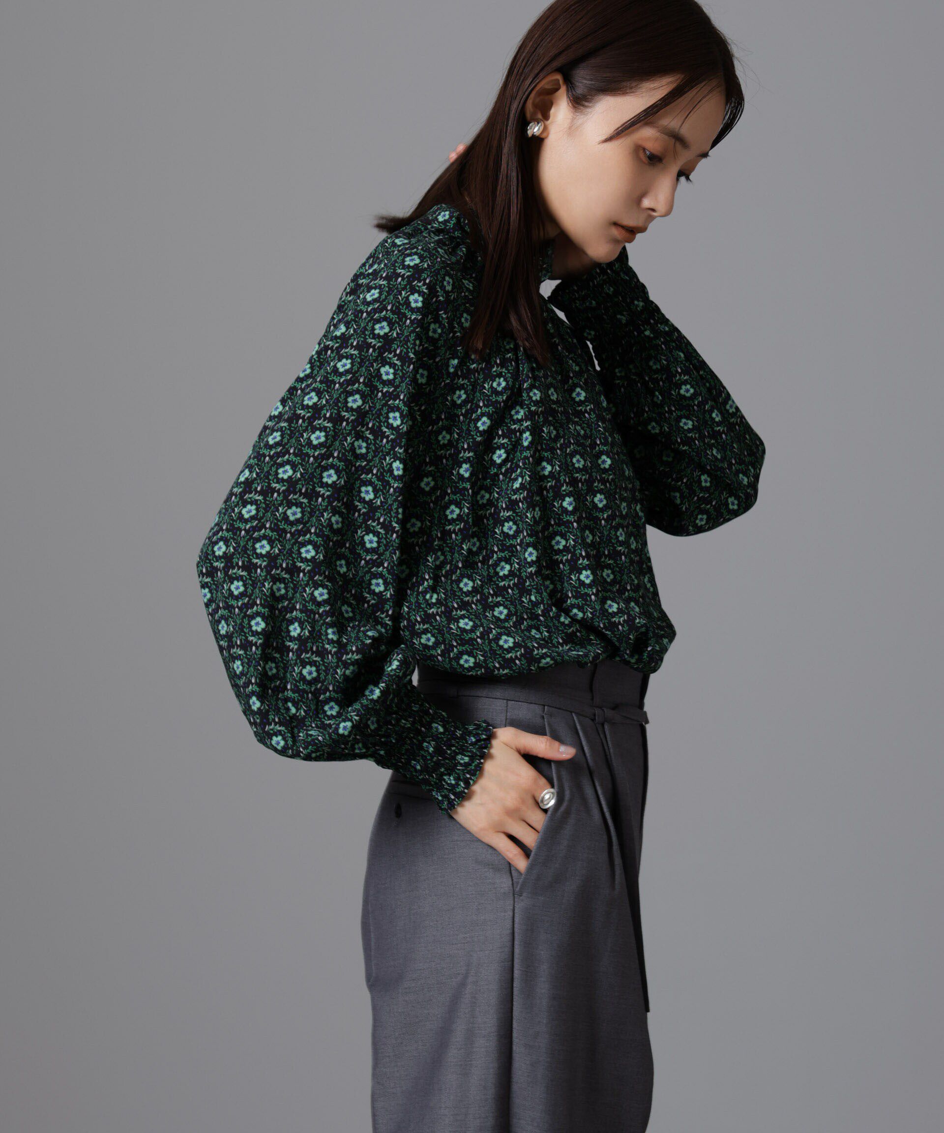 nano･universe「サークルフラワープリントギャザーブラウス」|シャツ・ブラウス|