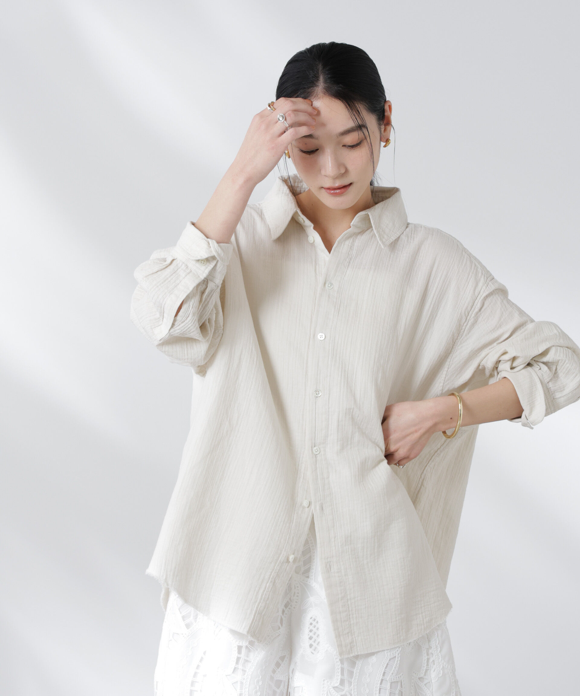 nano･universe「GREYCHORD/SANDY BIG オーバーサイズロングスリーブシャツ」|シャツ・ブラウス|オフホワイト1