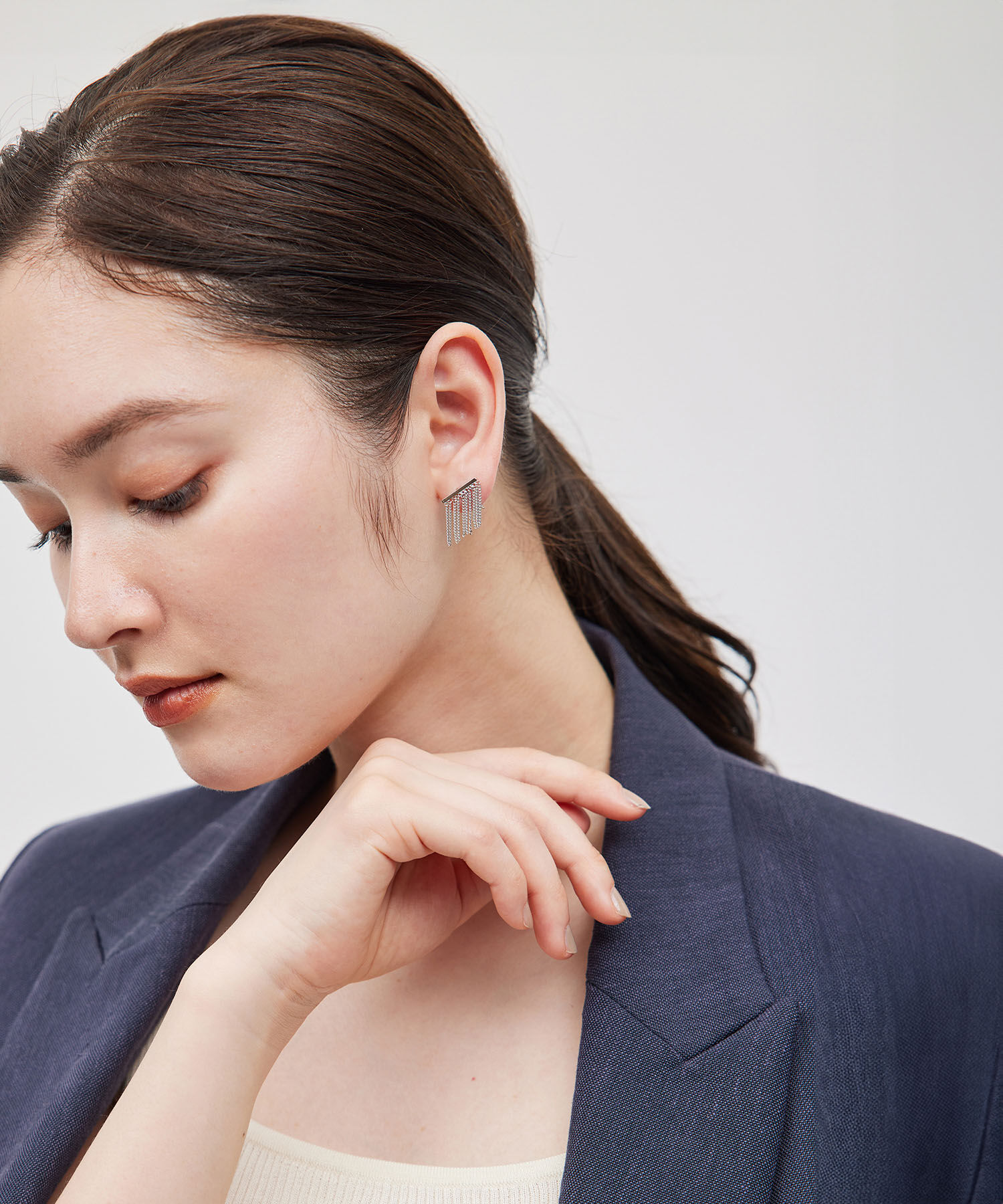 ROPE'「チェーンフリンジイヤリング【メディア掲載】」|イヤリング|シルバー系(94)