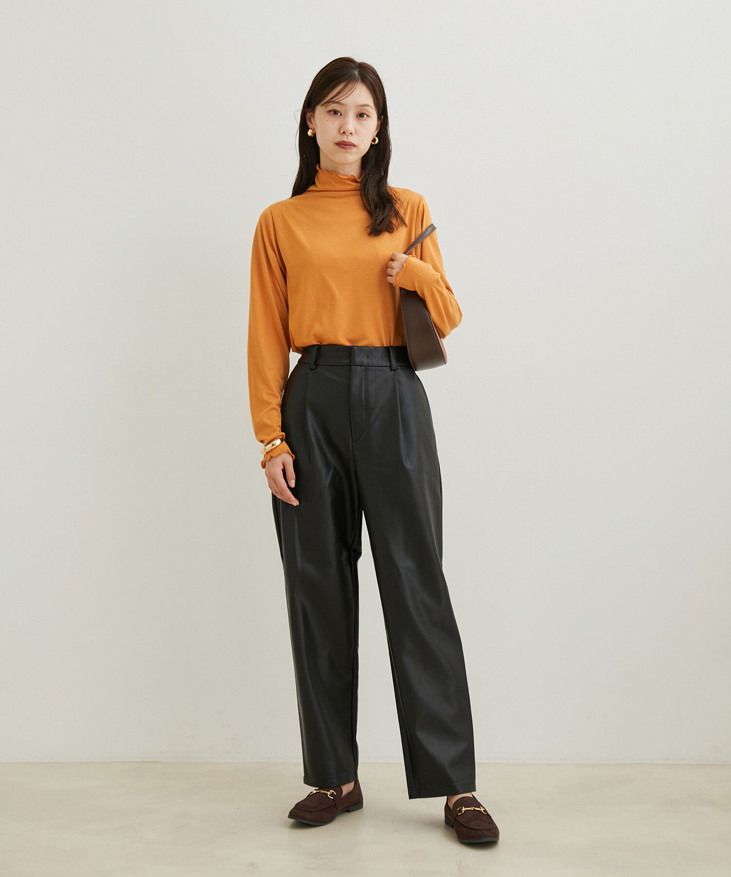 VIS「【洗える・吸湿発熱】前後2WAYハイネックメローインナー」|Tシャツ・カットソー|