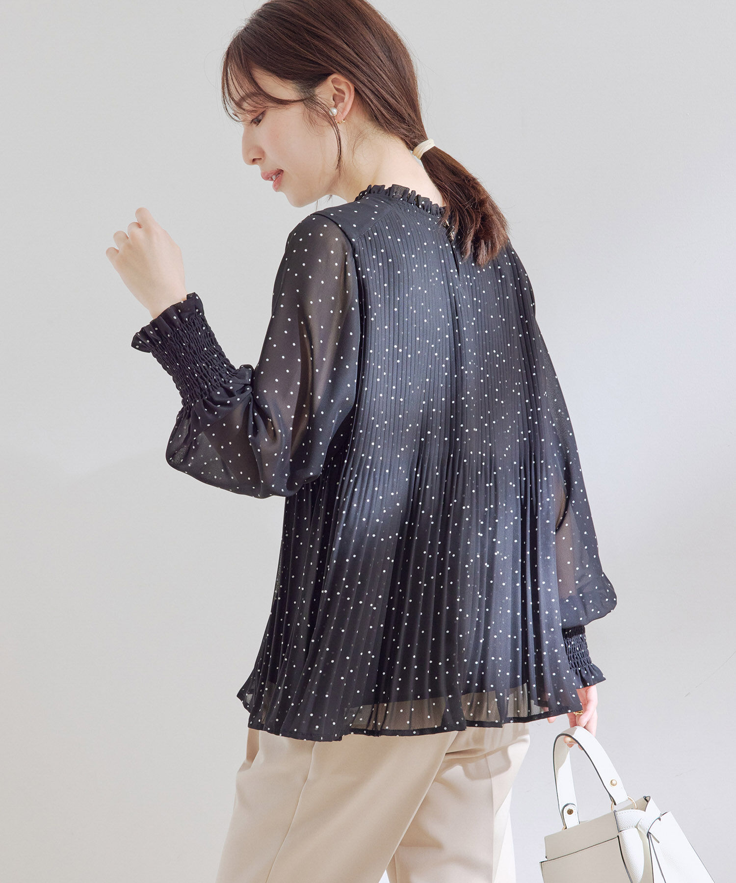 VIS「【洗える】シフォンプリーツブラウス」|シャツ・ブラウス|