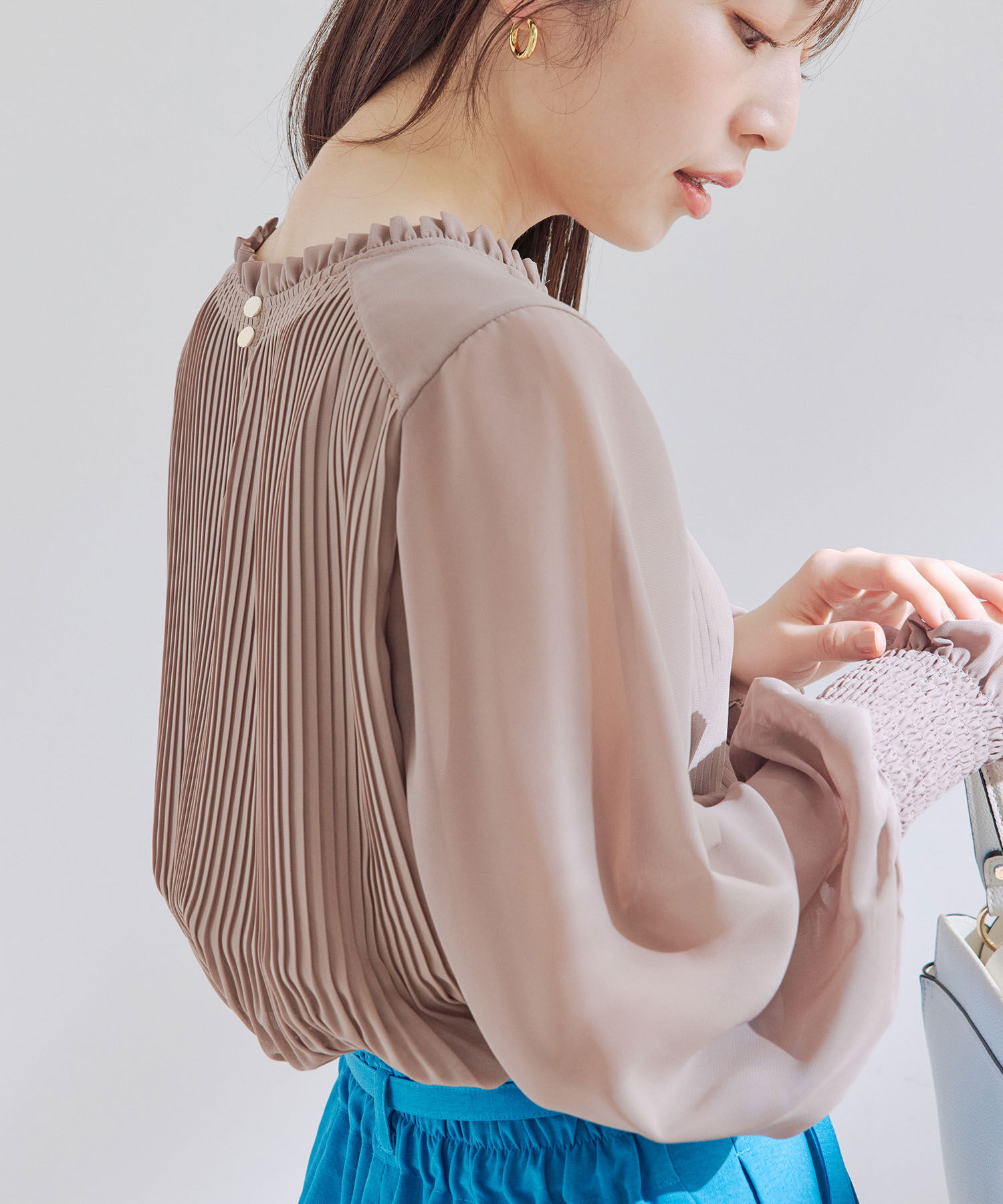 VIS「【洗える】シフォンプリーツブラウス」|シャツ・ブラウス|