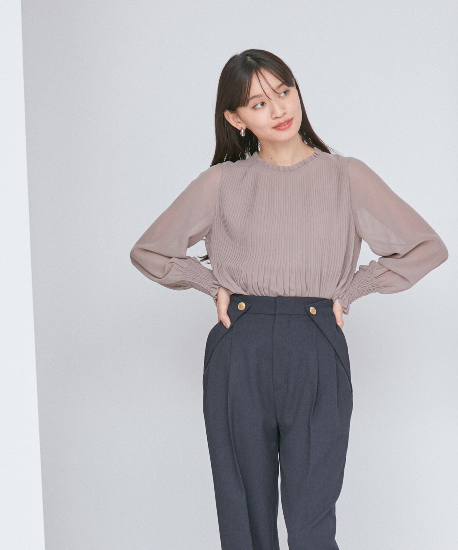 VIS「【洗える】シフォンプリーツブラウス」|シャツ・ブラウス|