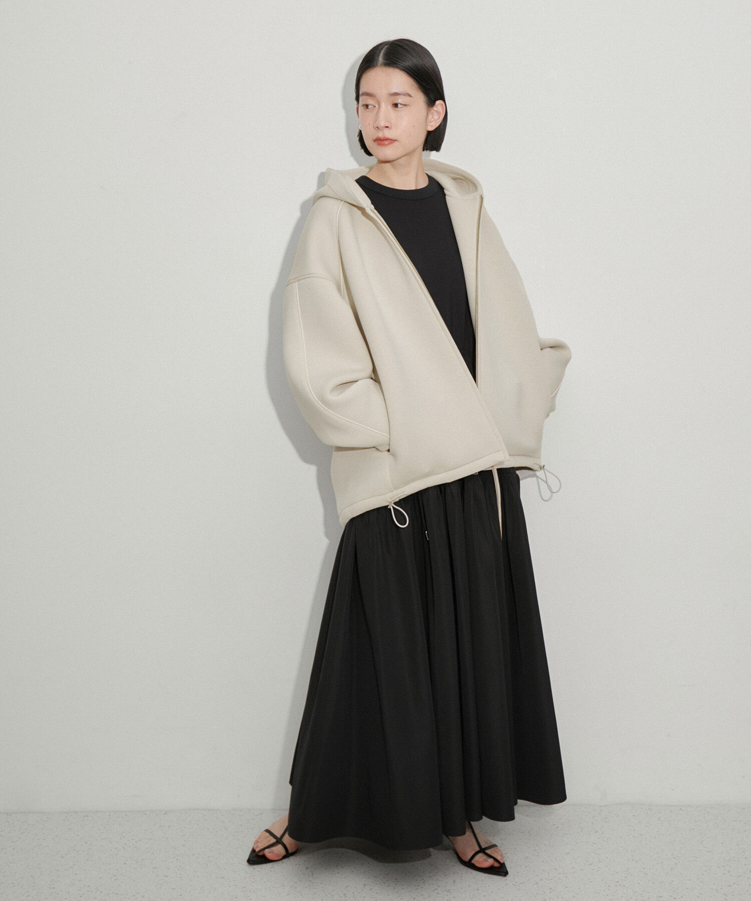 ADAM ET ROPE'「【サステナブル】フーディージップブルゾン」|ブルゾン・スタジャン|