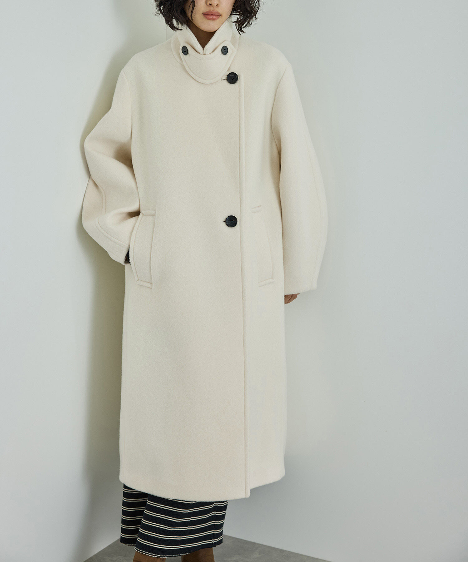 ADAM ET ROPE'「ウールボンディングロングコート」|ステンカラーコート|
