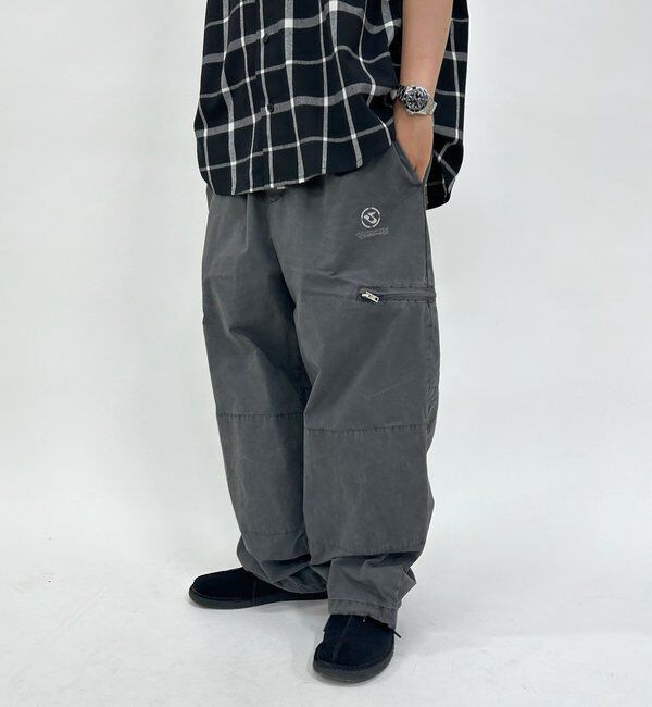  「【KOOKY'N】BRONXジップパンツ 」|チノ|チャコールグレー