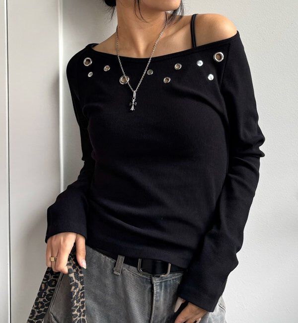  「【WEB限定】EYELET OFF SHOULDER TOPS」|Tシャツ・カットソー|ブラック