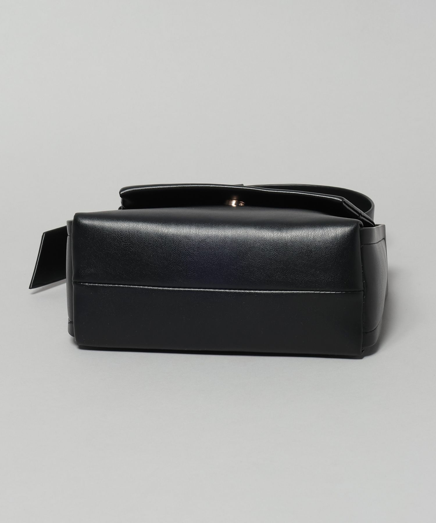 A part by 「スクエアフトベルトショルダーバッグ」|ショルダー・メッセンジャー|