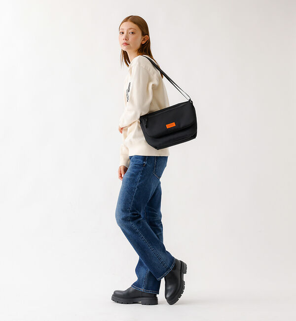 ABAHOUSE「【UNIVERSALOVERALL / ユニバーサルオーバーオール】フラップミニ」|ショルダー・メッセンジャー|