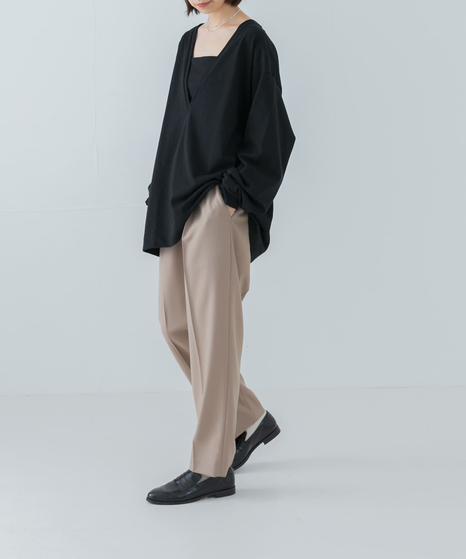 URBAN RESEARCH「『MADE IN JAPAN』深Vネックルーズカットソー」|Tシャツ・カットソー|