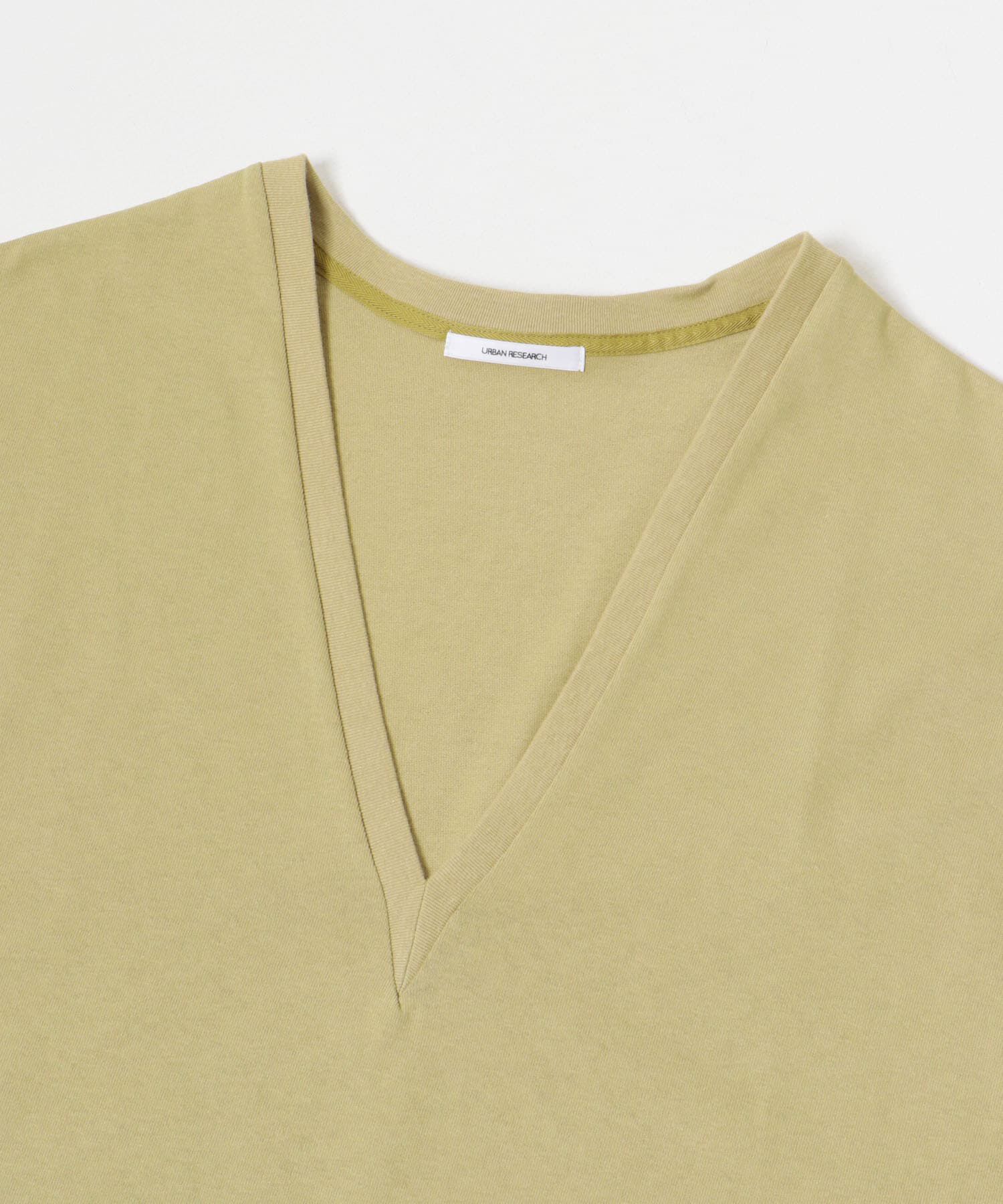 URBAN RESEARCH「『MADE IN JAPAN』深Vネックルーズカットソー」|Tシャツ・カットソー|