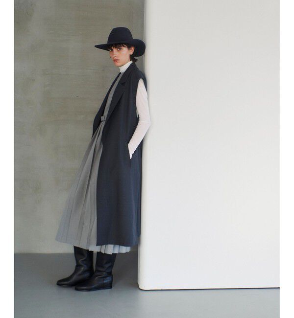 allureville「【allureville&times;otona MUSE】TRトロサイドスリットプリーツワンピース」|ワンピース|