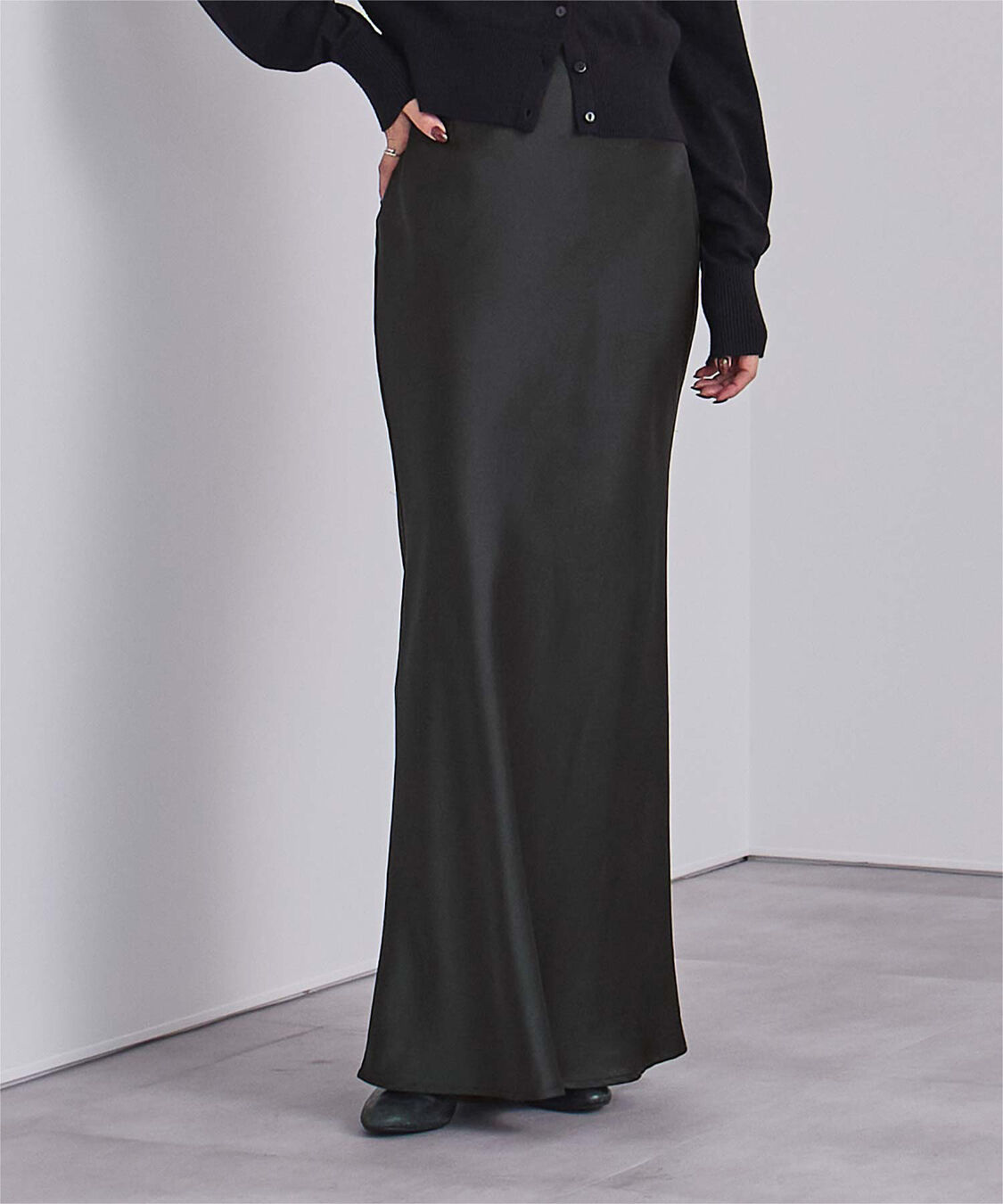 ur's「サテンマーメイドマキシスカート」|スカート|