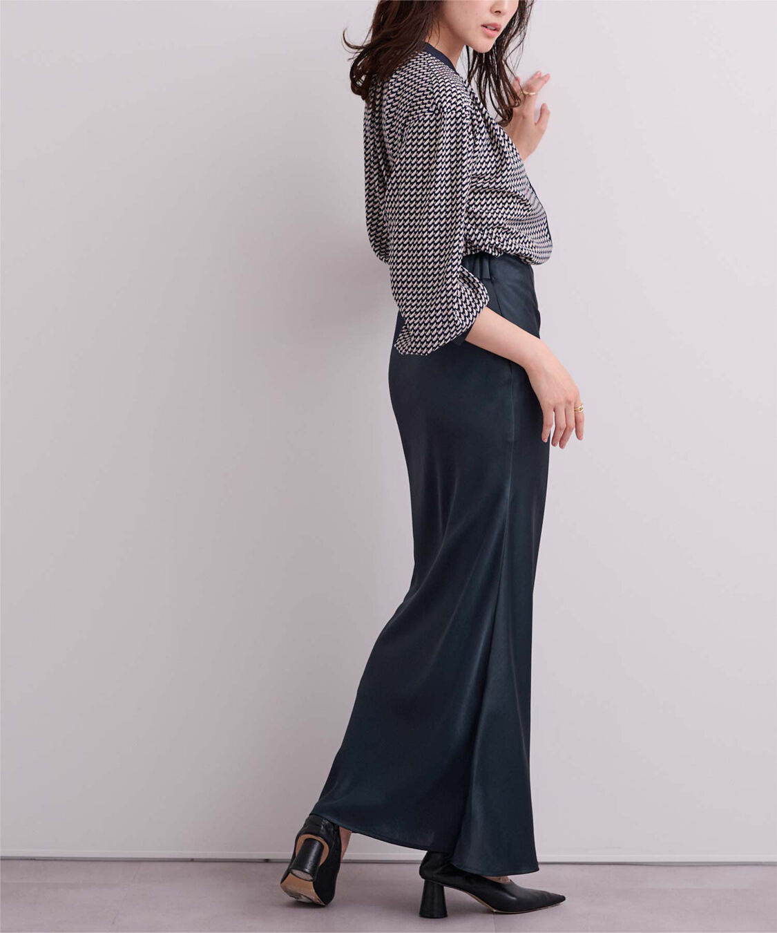 ur's「サテンマーメイドマキシスカート」|スカート|