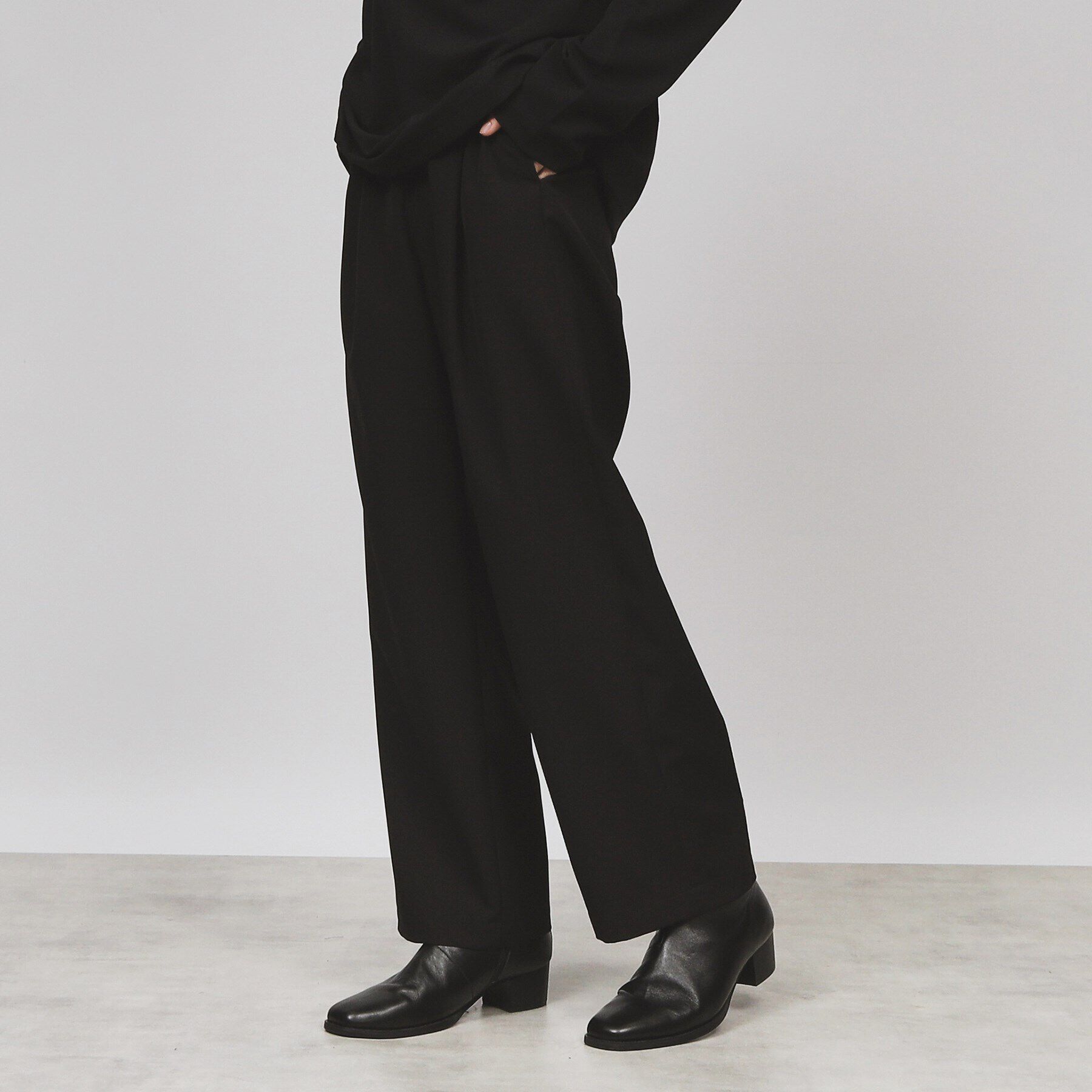 tk.TAKEO KIKUCHI「ダブルクロスルーズテーパードパンツ（セットアップ対応）」|その他|ブラック(019)