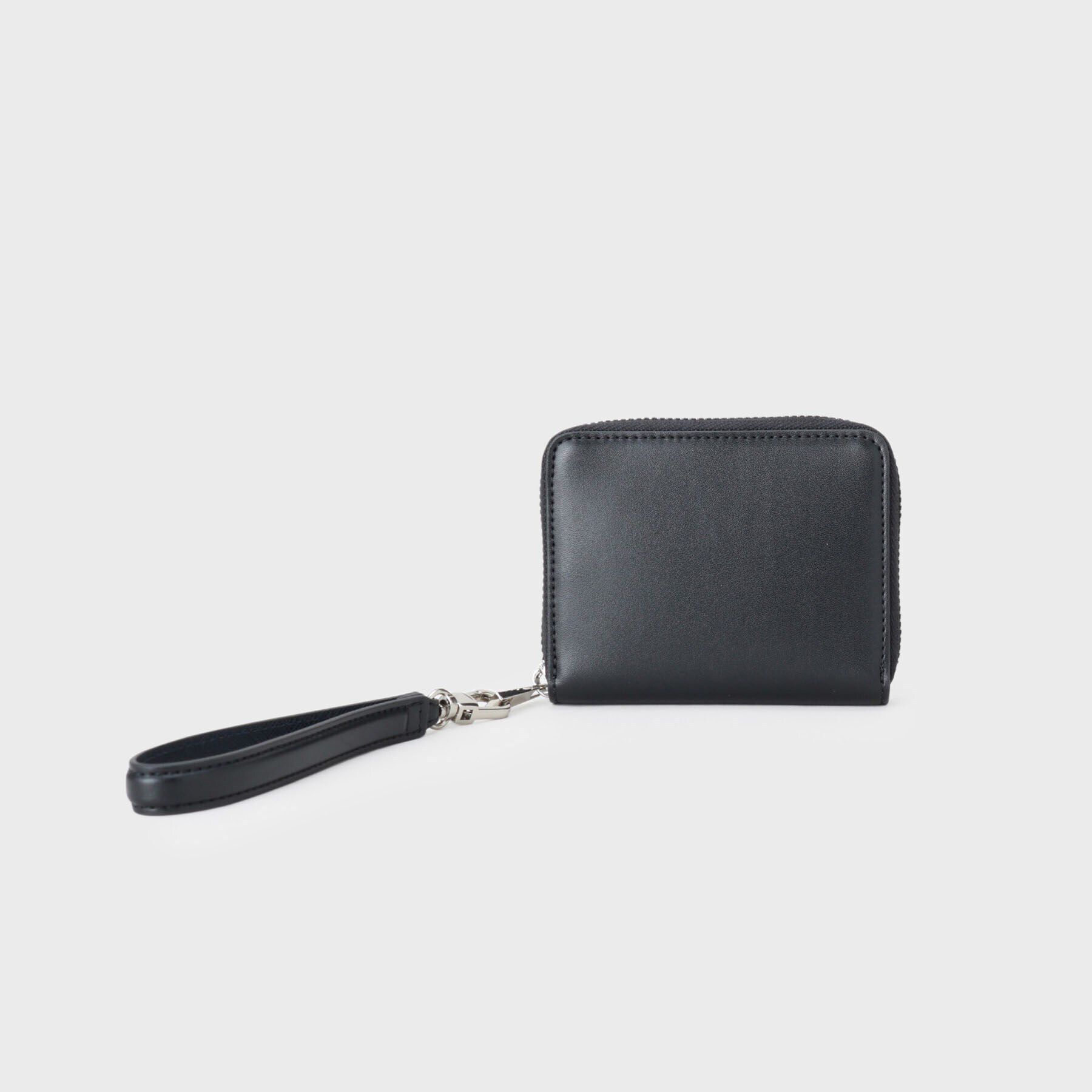 tk.TAKEO KIKUCHI「ストラップ付三方ZIPウォレット」|財布|ブラック(019)