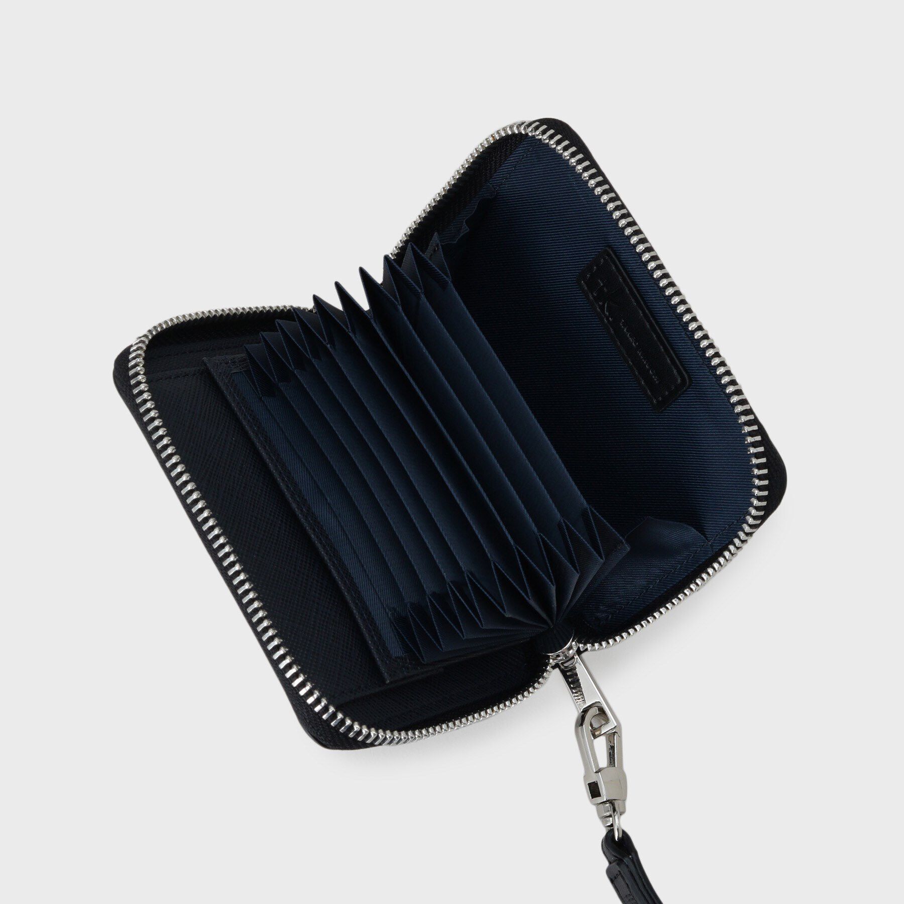 tk.TAKEO KIKUCHI「ストラップ付三方ZIPウォレット」|財布|