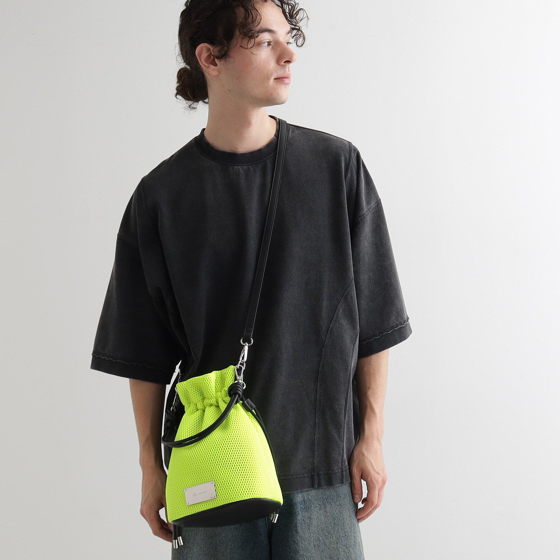 tk.TAKEO KIKUCHI「メッシュ2WAY巾着ショルダーバッグ」|ショルダー・メッセンジャー|イエロー(031)